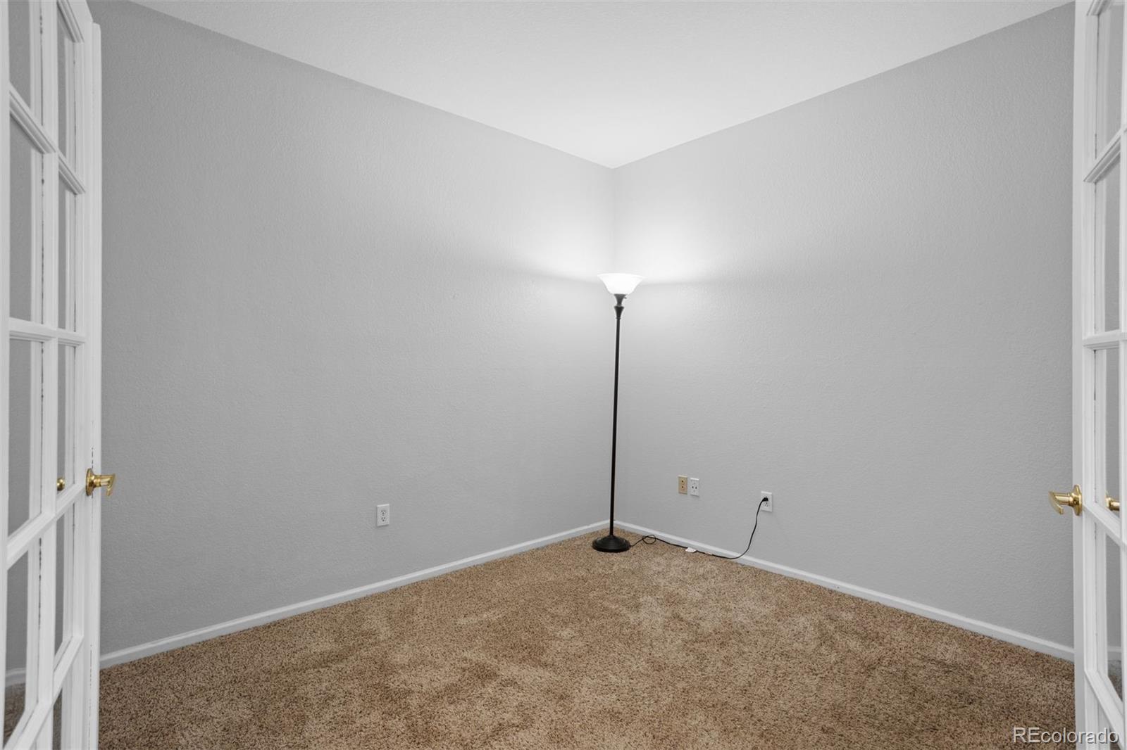 MLS Image #16 for 8026 s yukon way,littleton, Colorado