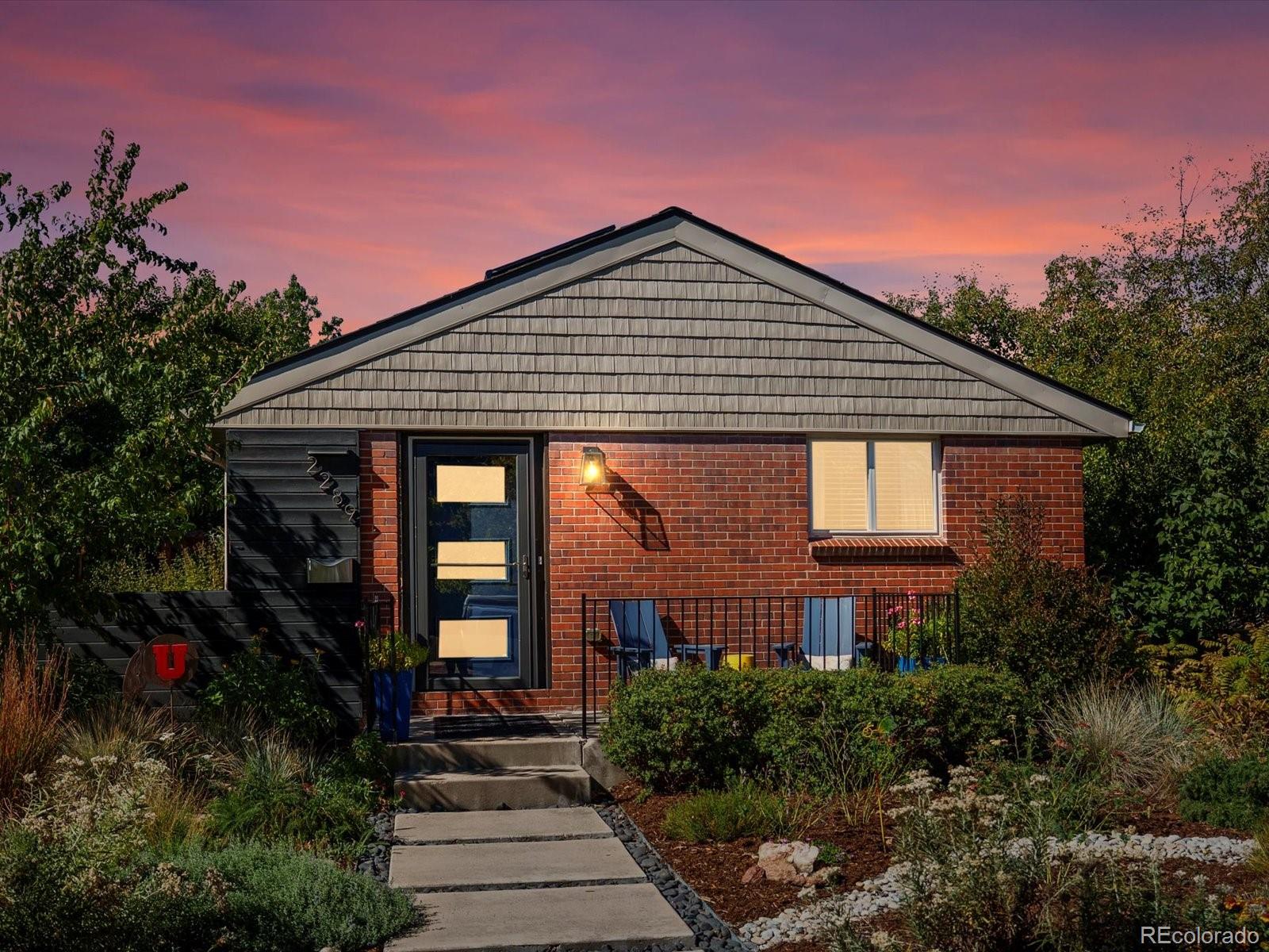 MLS Image #1 for 2289  hudson street,denver, Colorado