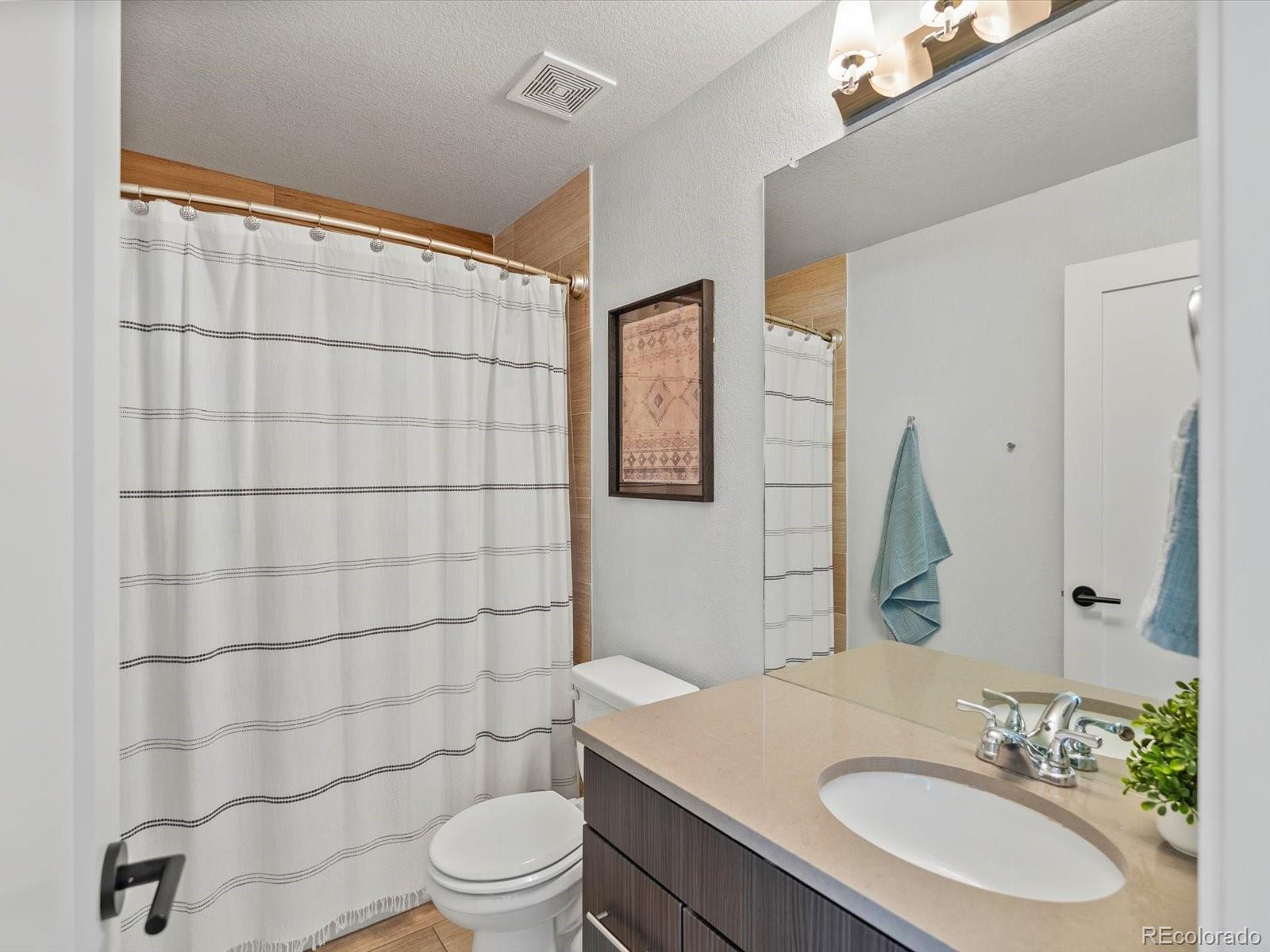 MLS Image #19 for 2289  hudson street,denver, Colorado