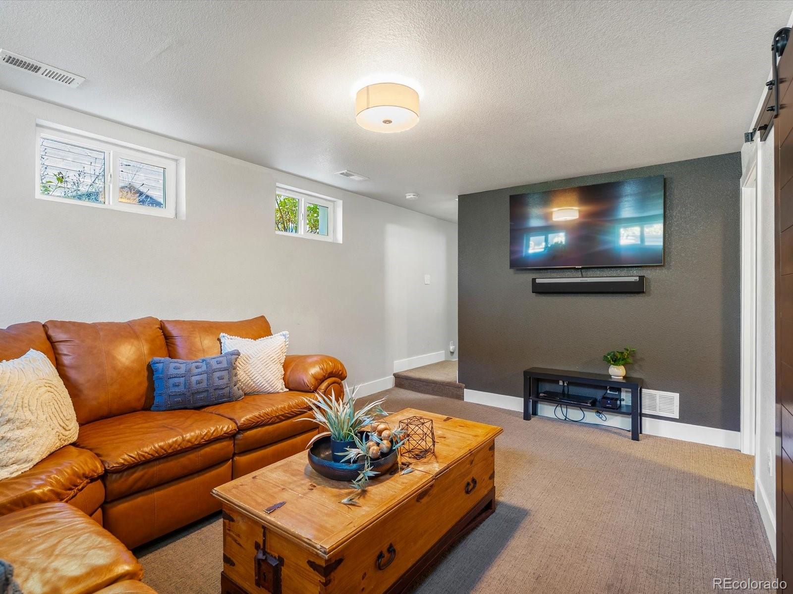 MLS Image #22 for 2289  hudson street,denver, Colorado