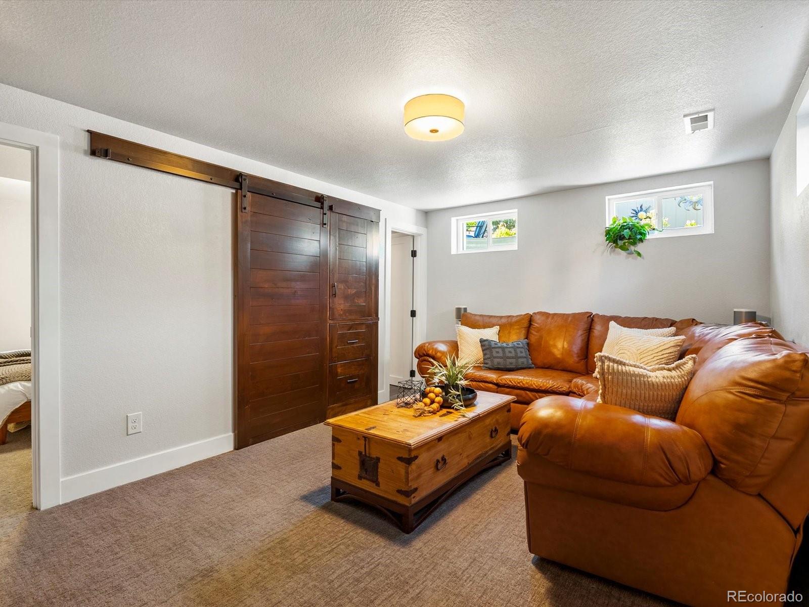 MLS Image #23 for 2289  hudson street,denver, Colorado