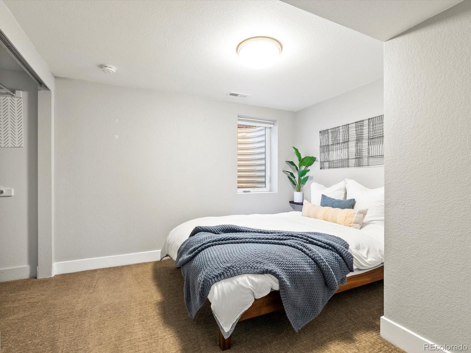 MLS Image #25 for 2289  hudson street,denver, Colorado