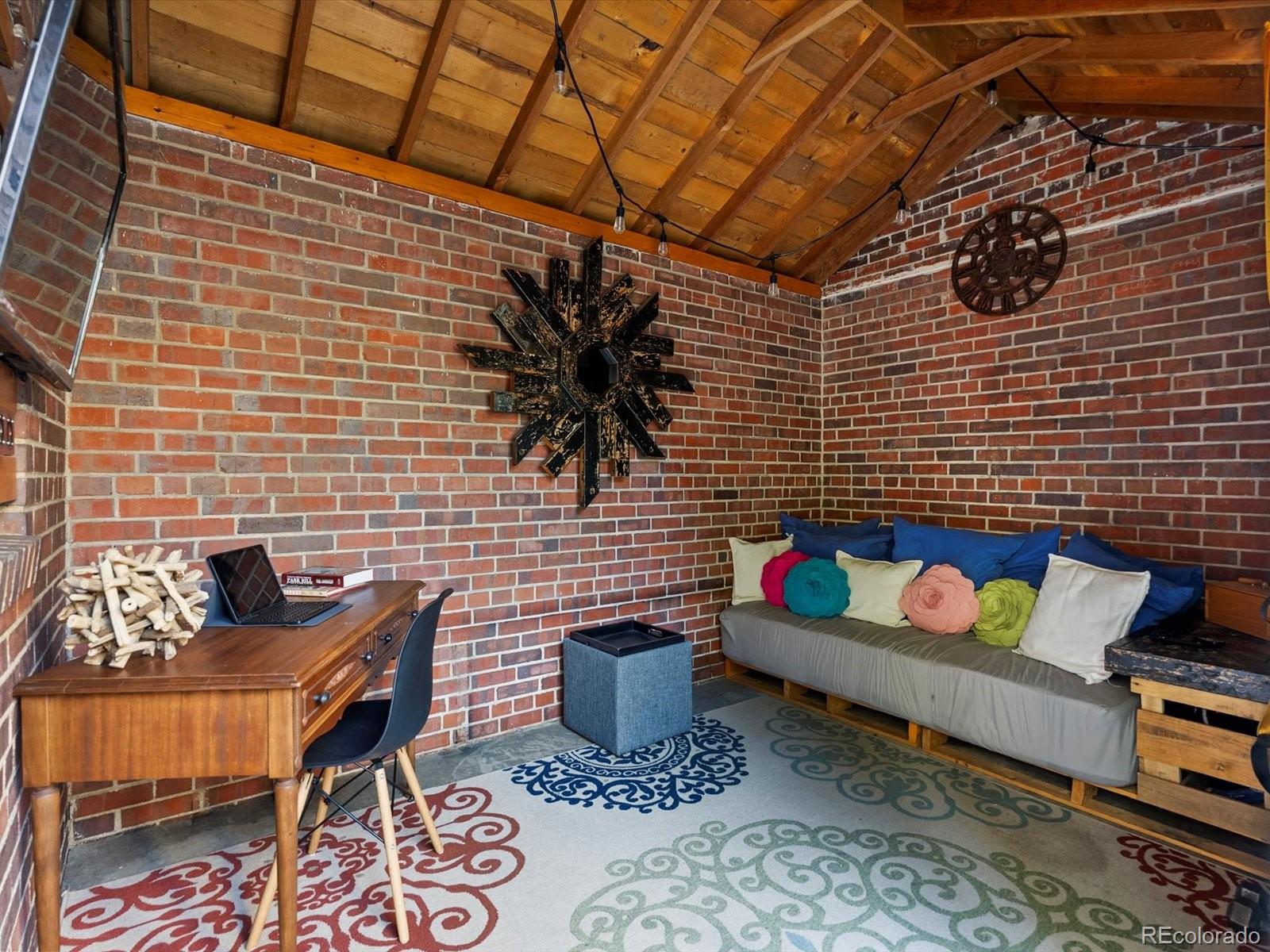 MLS Image #38 for 2289  hudson street,denver, Colorado