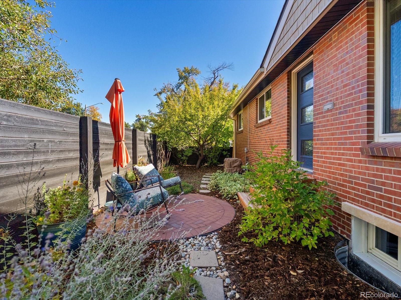 MLS Image #42 for 2289  hudson street,denver, Colorado