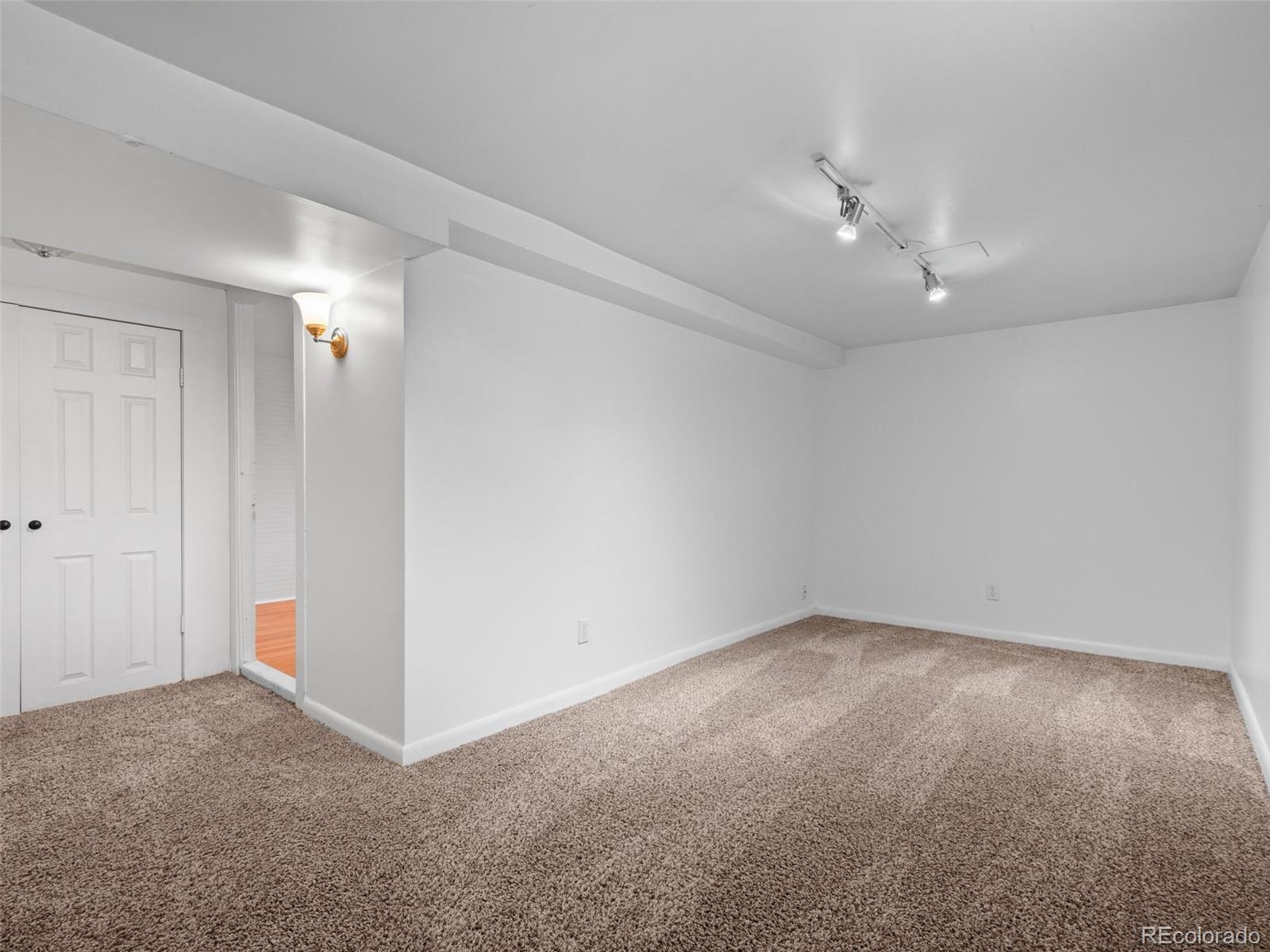 MLS Image #20 for 3055 w 21st avenue,denver, Colorado