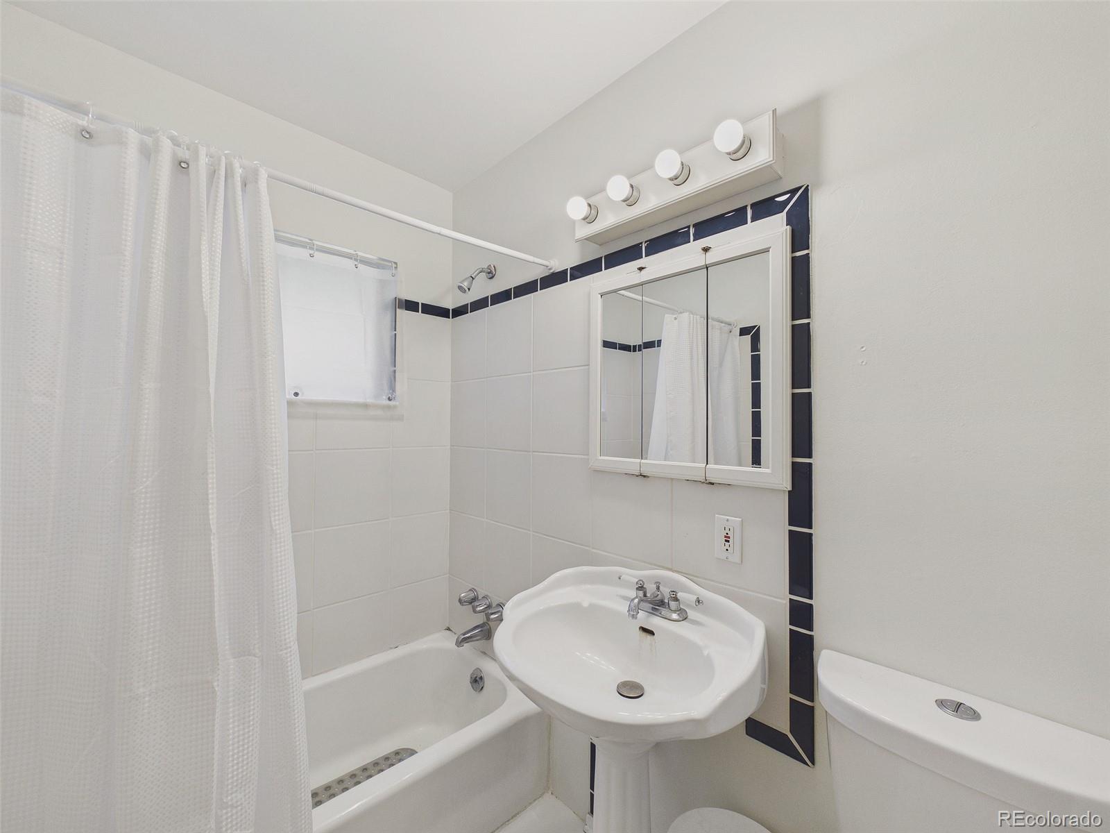 MLS Image #18 for 3635 w amherst avenue,denver, Colorado
