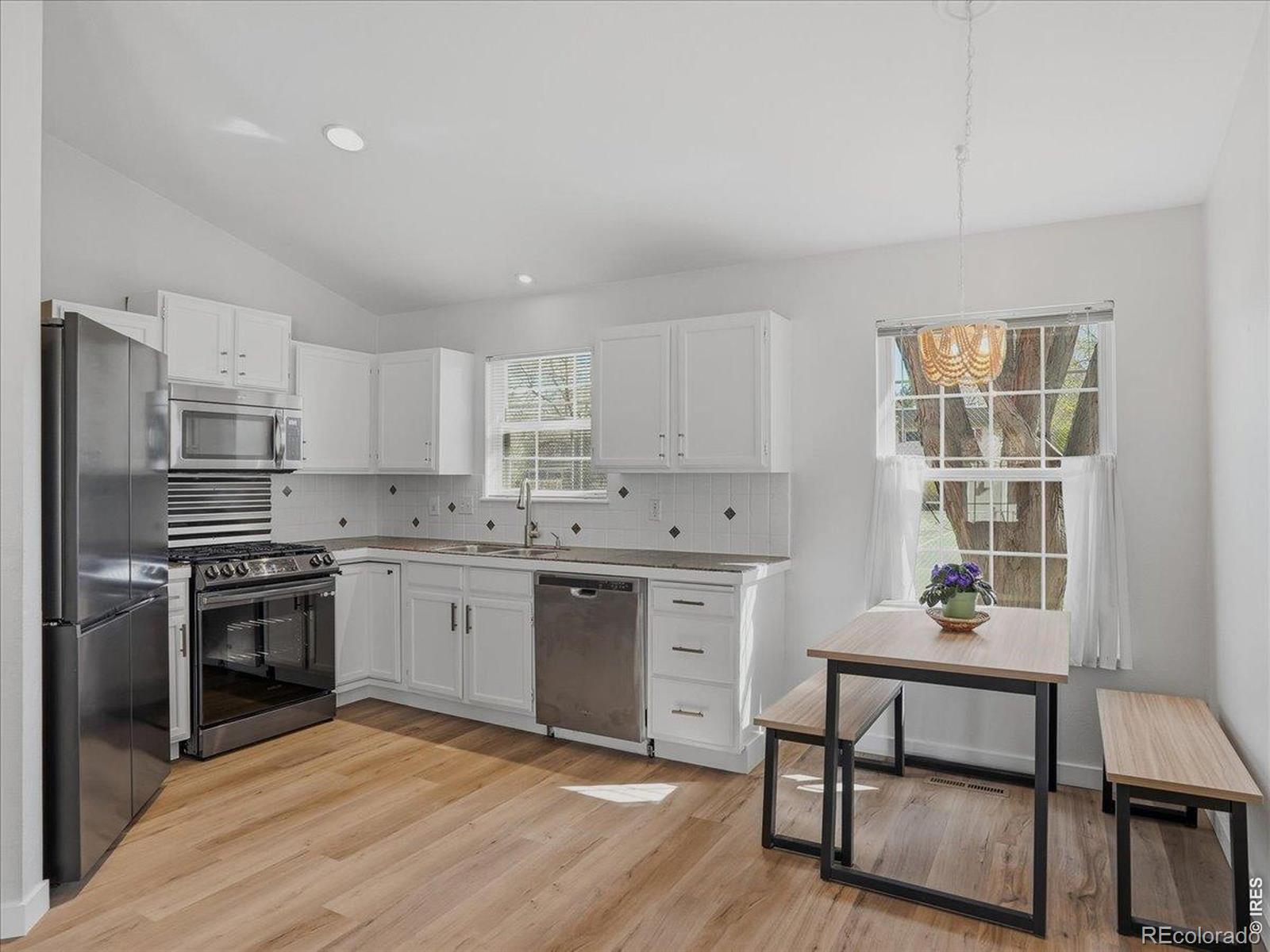 MLS Image #14 for 2060  stoney hill court,fort collins, Colorado