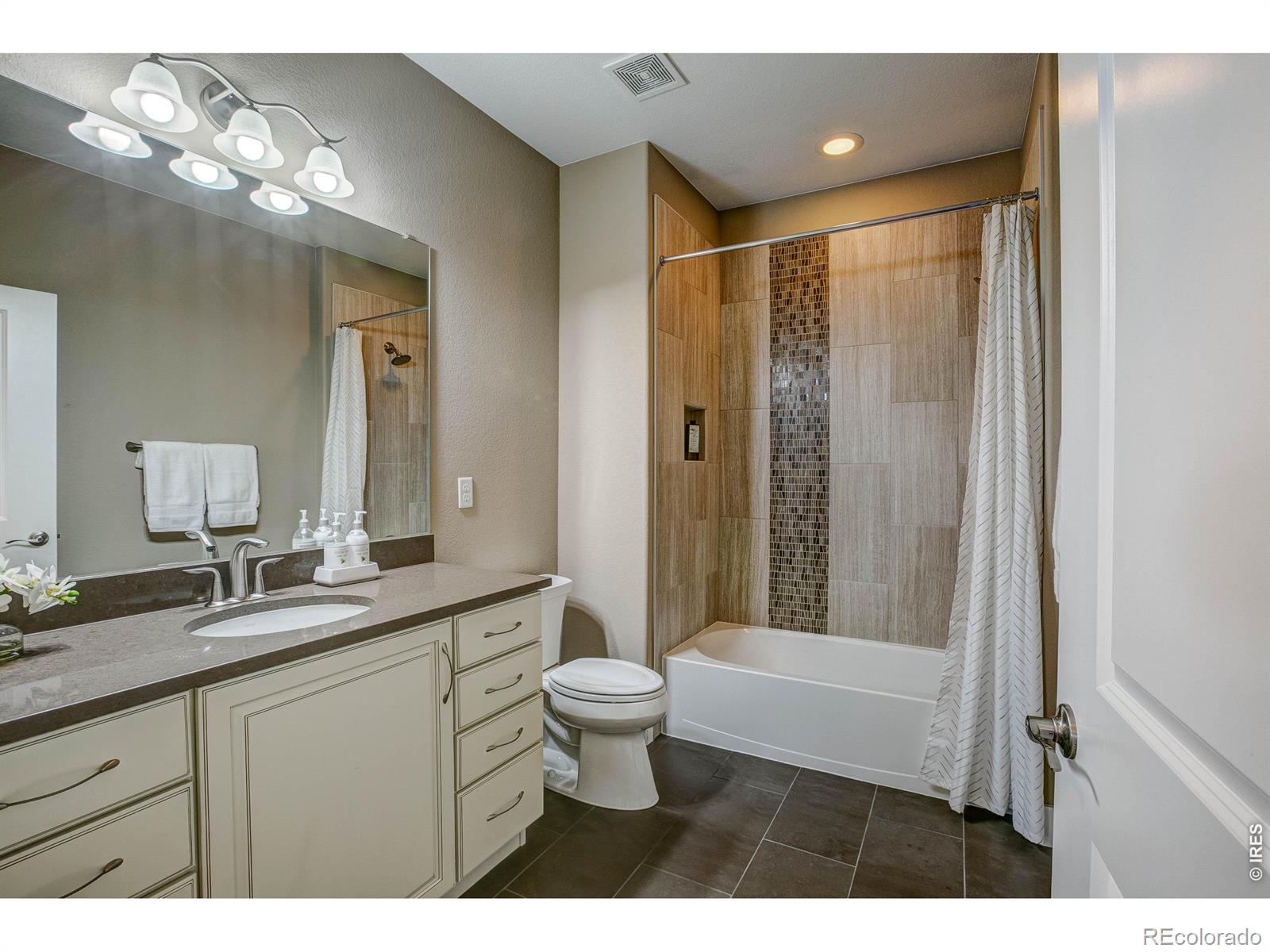MLS Image #12 for 1648  venice lane,longmont, Colorado