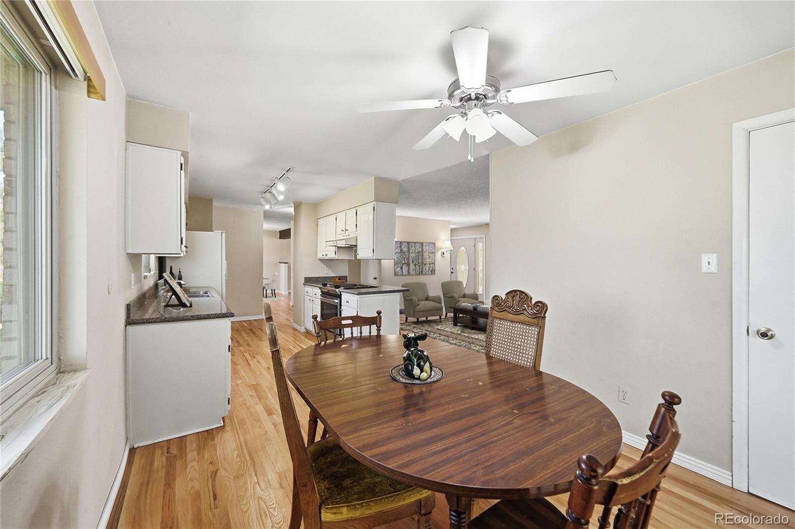 MLS Image #10 for 7781 e easter place,centennial, Colorado