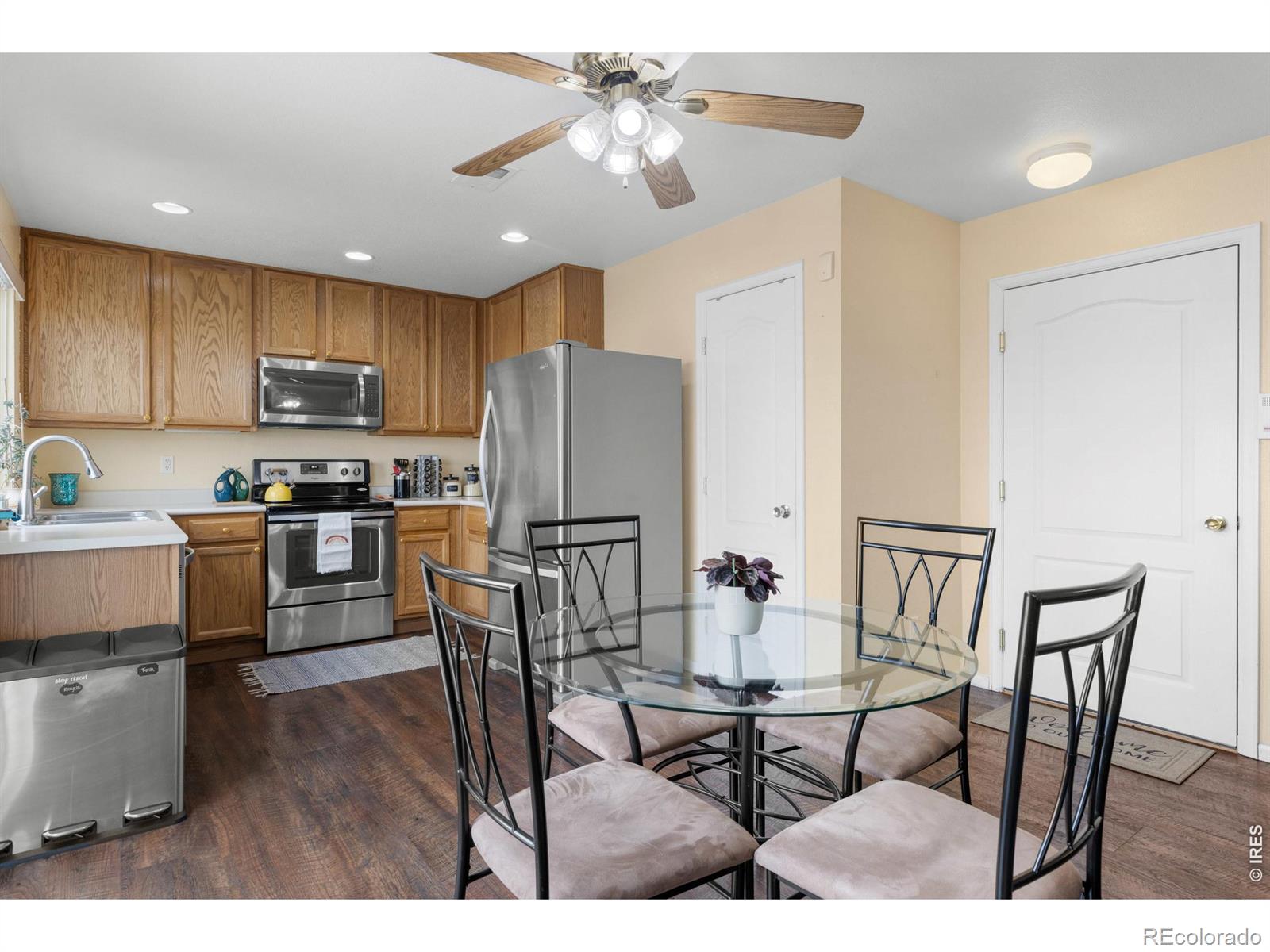 MLS Image #10 for 21471  randolph place,denver, Colorado