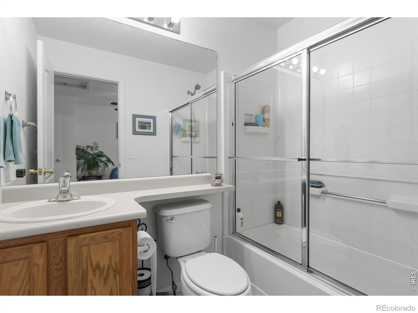 MLS Image #17 for 21471  randolph place,denver, Colorado
