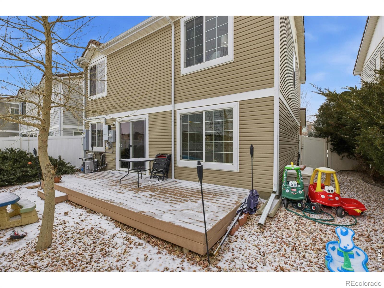 MLS Image #26 for 21471  randolph place,denver, Colorado