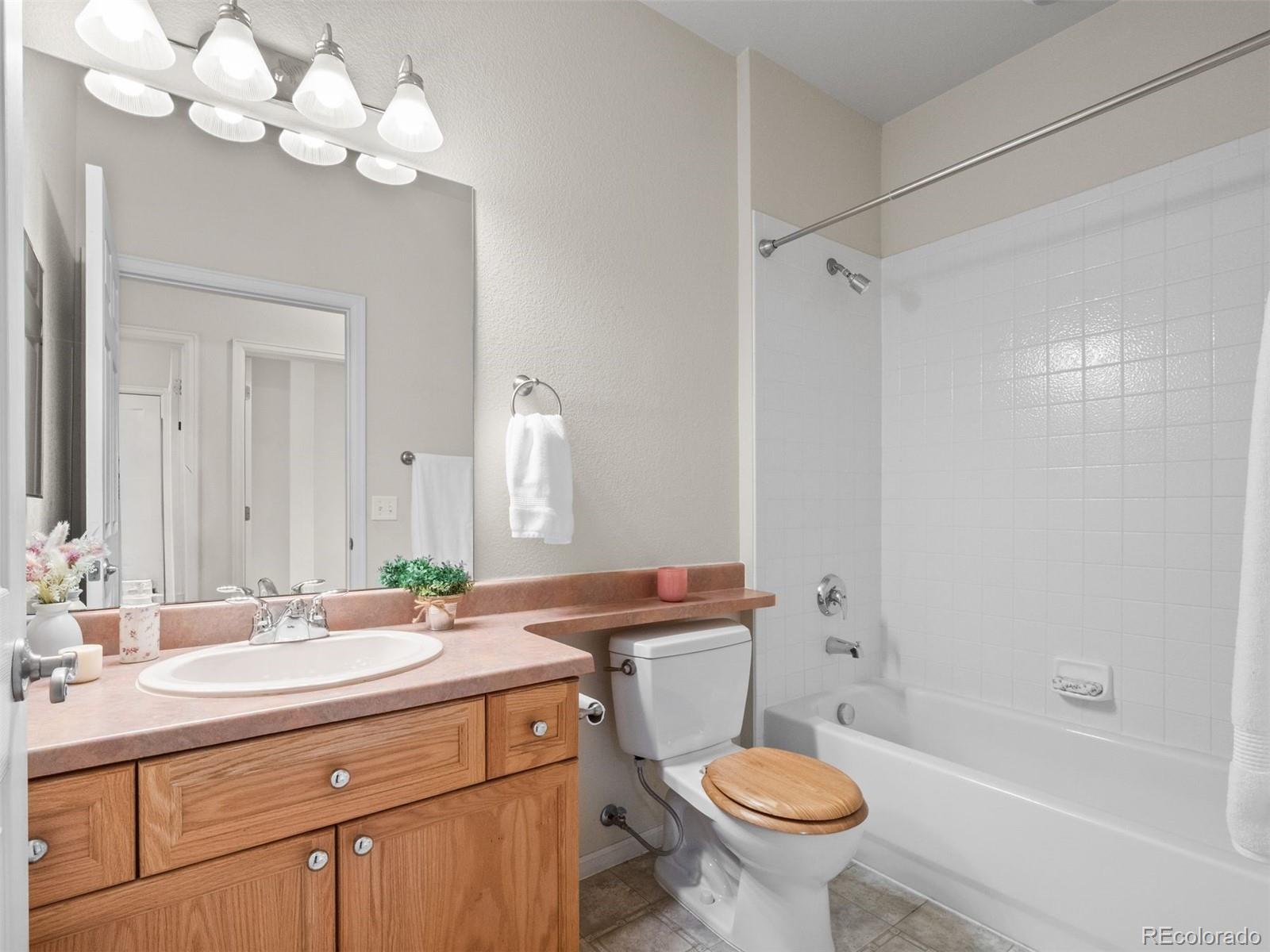 MLS Image #18 for 2240 s vaughn way 103,aurora, Colorado