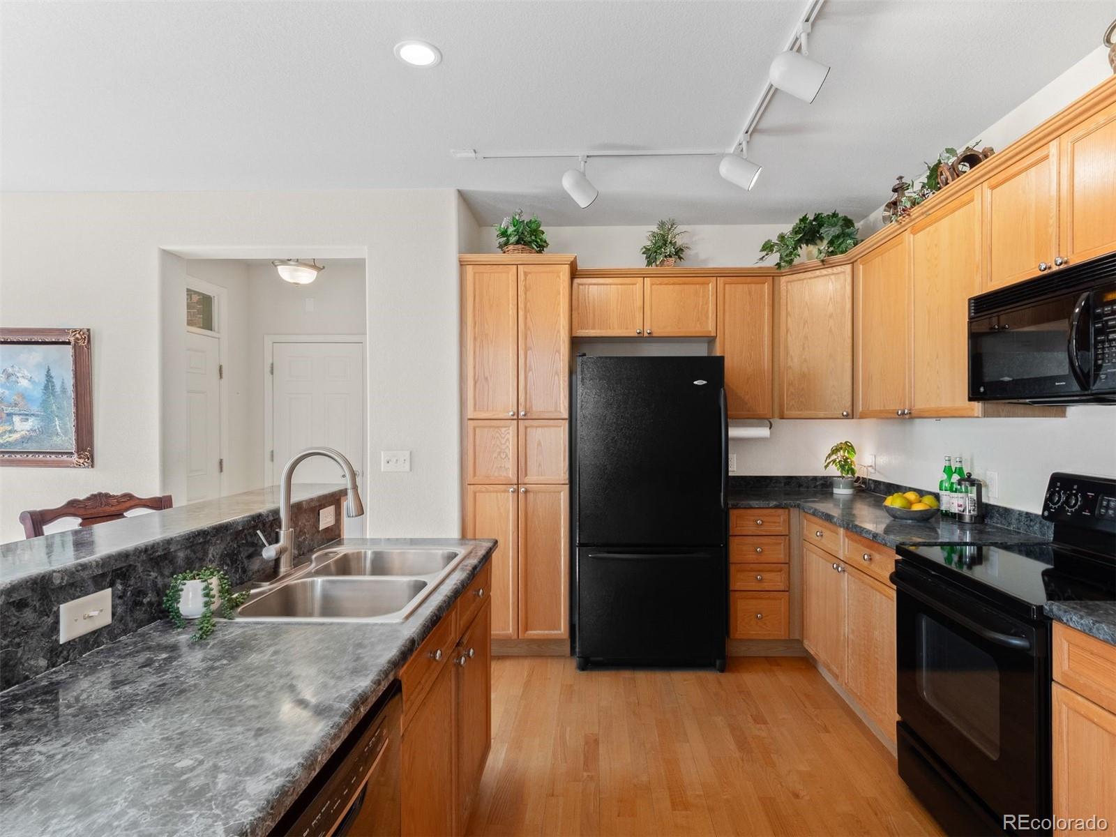 MLS Image #8 for 2240 s vaughn way 103,aurora, Colorado