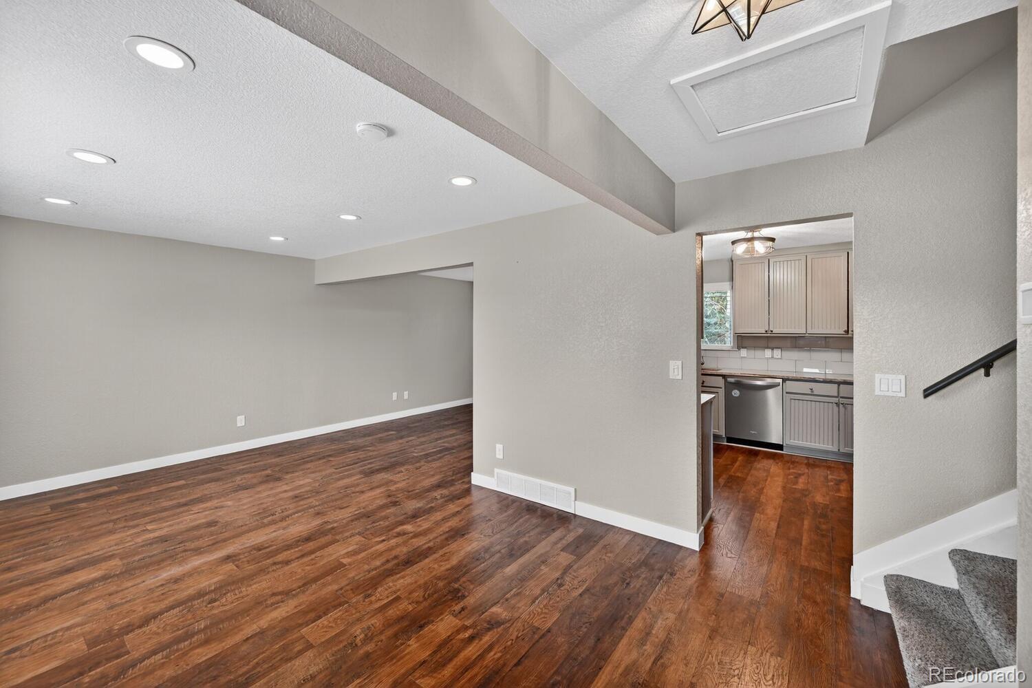 MLS Image #1 for 7303 s vance street,littleton, Colorado