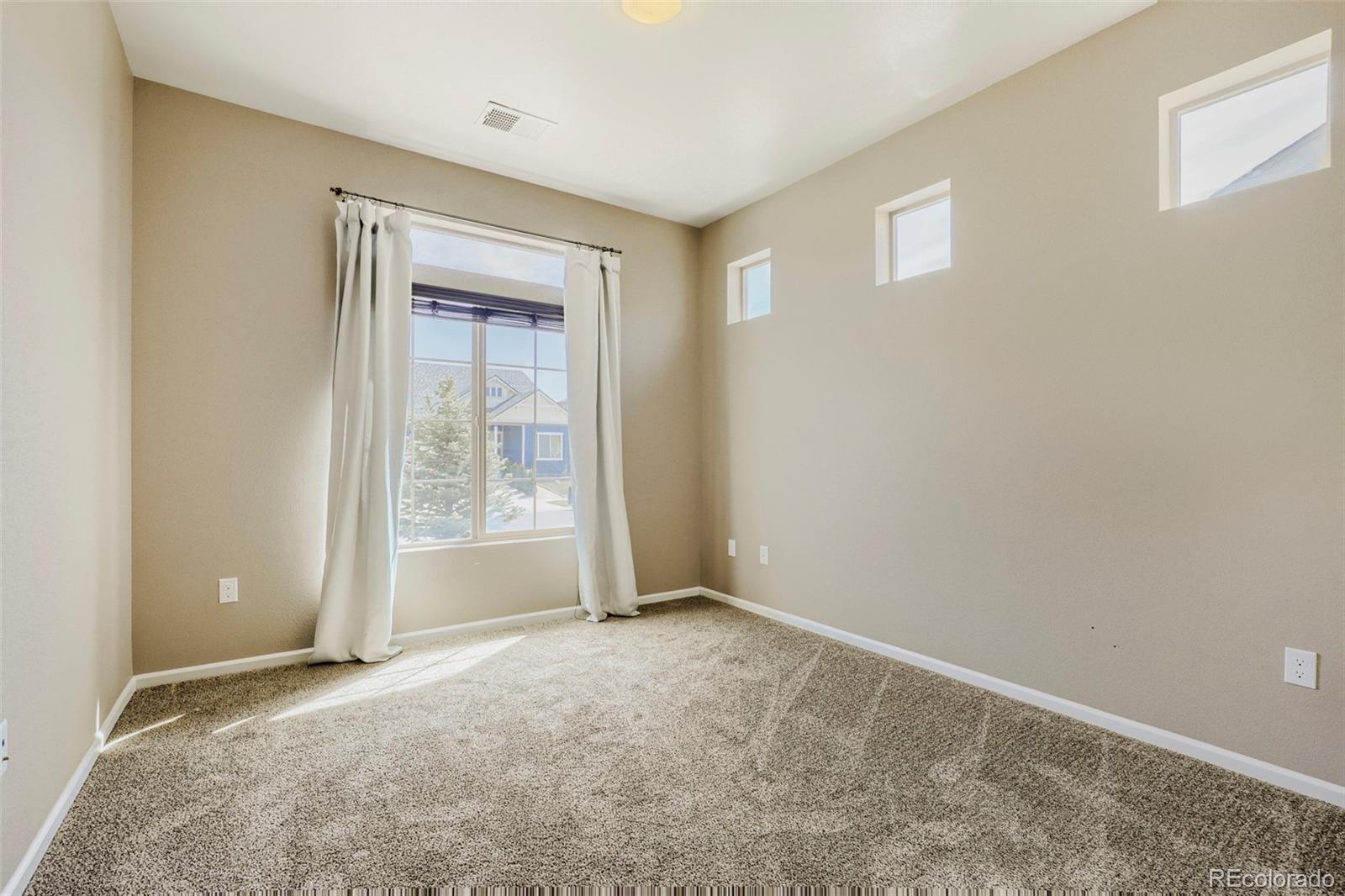 MLS Image #14 for 4665  walden court,denver, Colorado