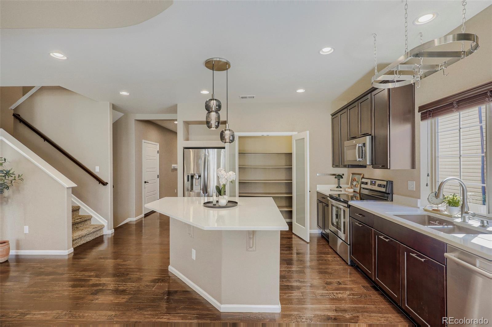 MLS Image #8 for 4665  walden court,denver, Colorado