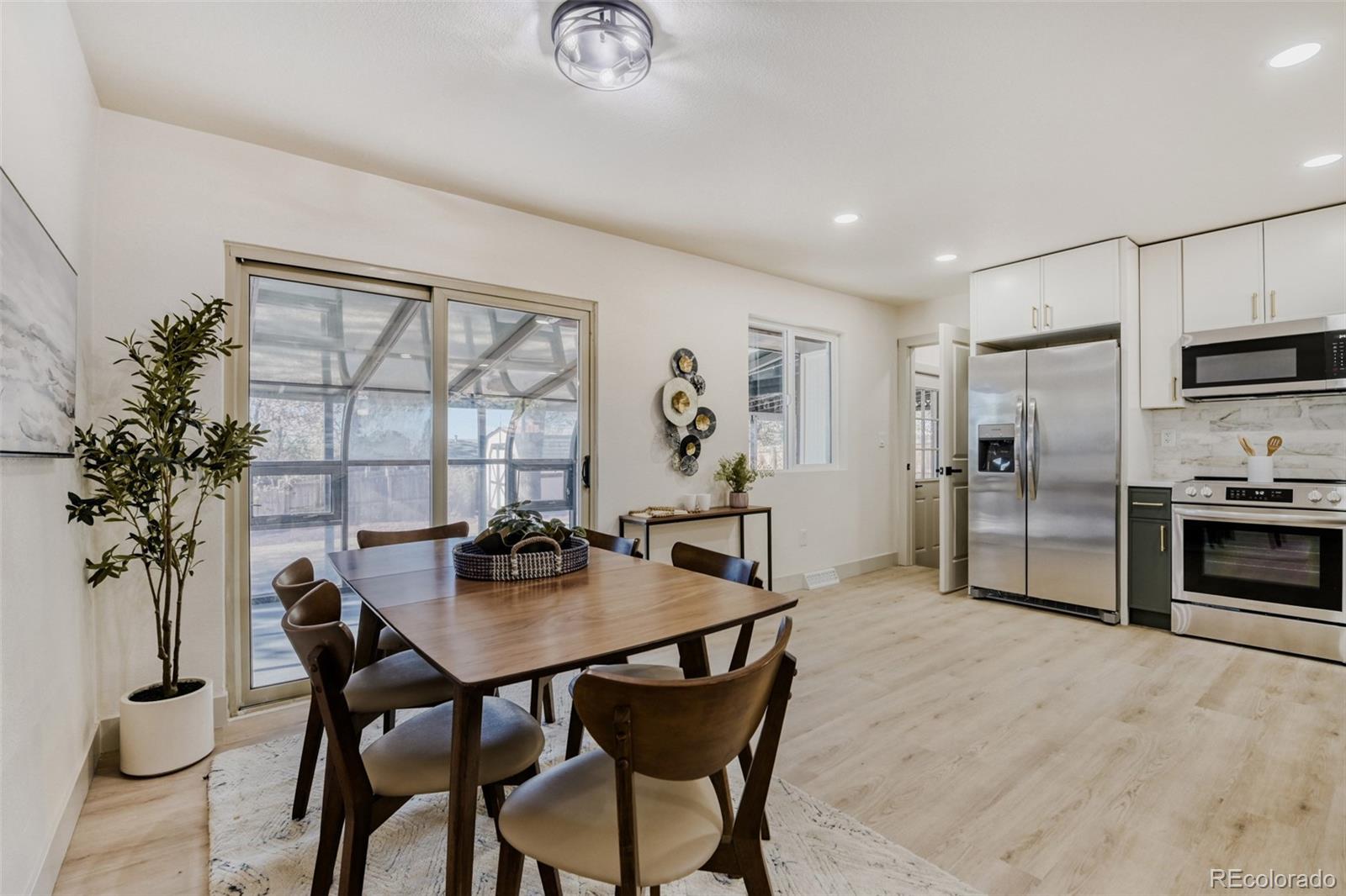 MLS Image #8 for 900  essex drive,denver, Colorado