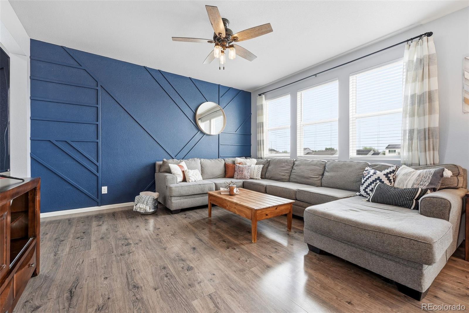 MLS Image #4 for 15723 e warner drive,denver, Colorado