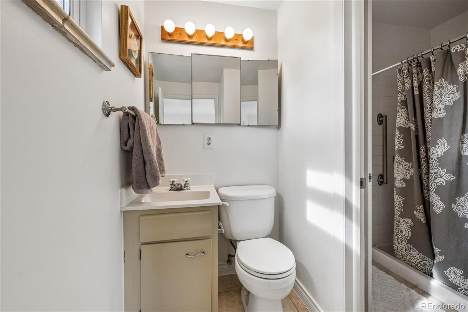 MLS Image #10 for 3650 w linvale place,denver, Colorado