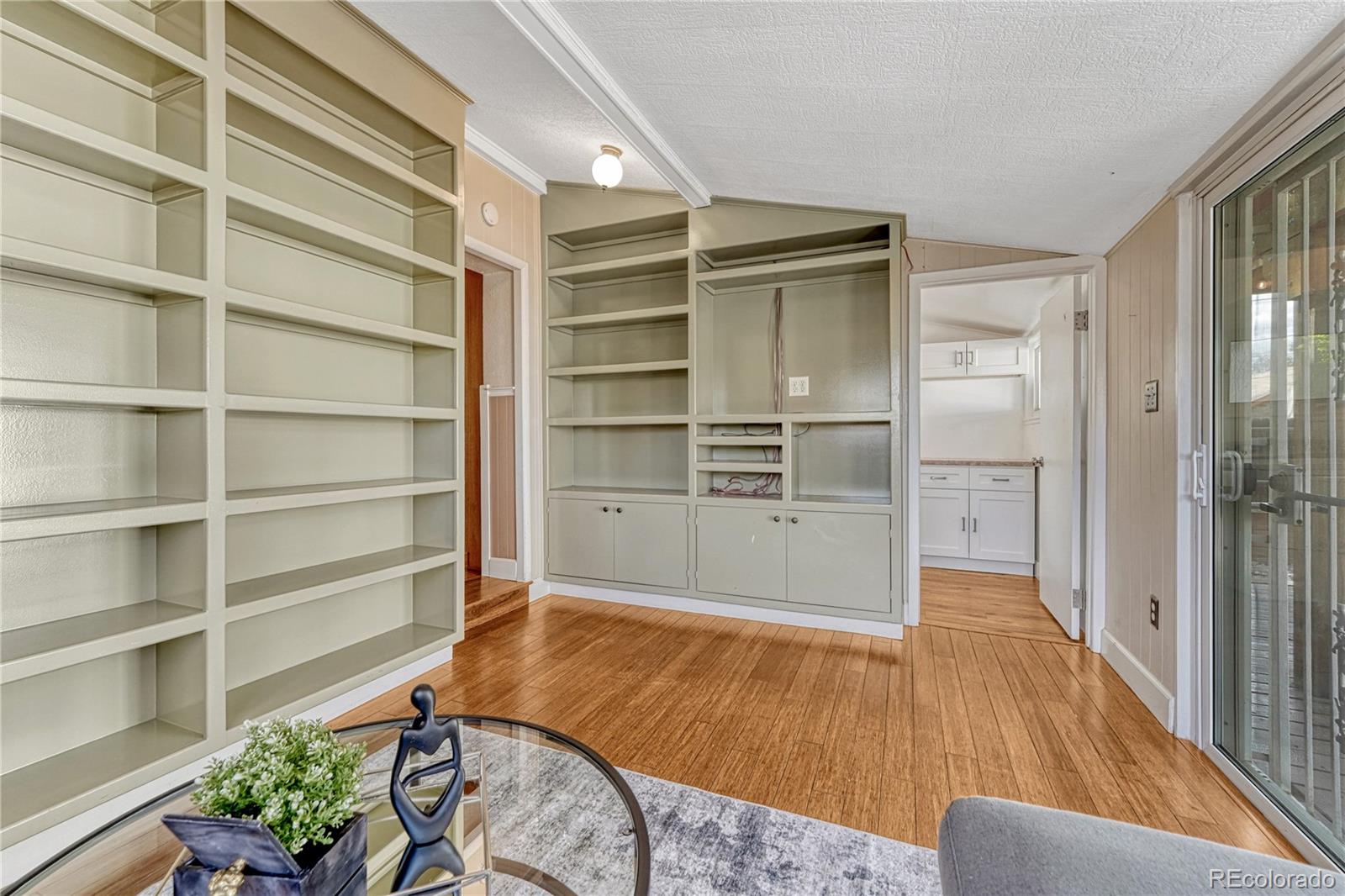 MLS Image #20 for 2929 w 39th avenue,denver, Colorado
