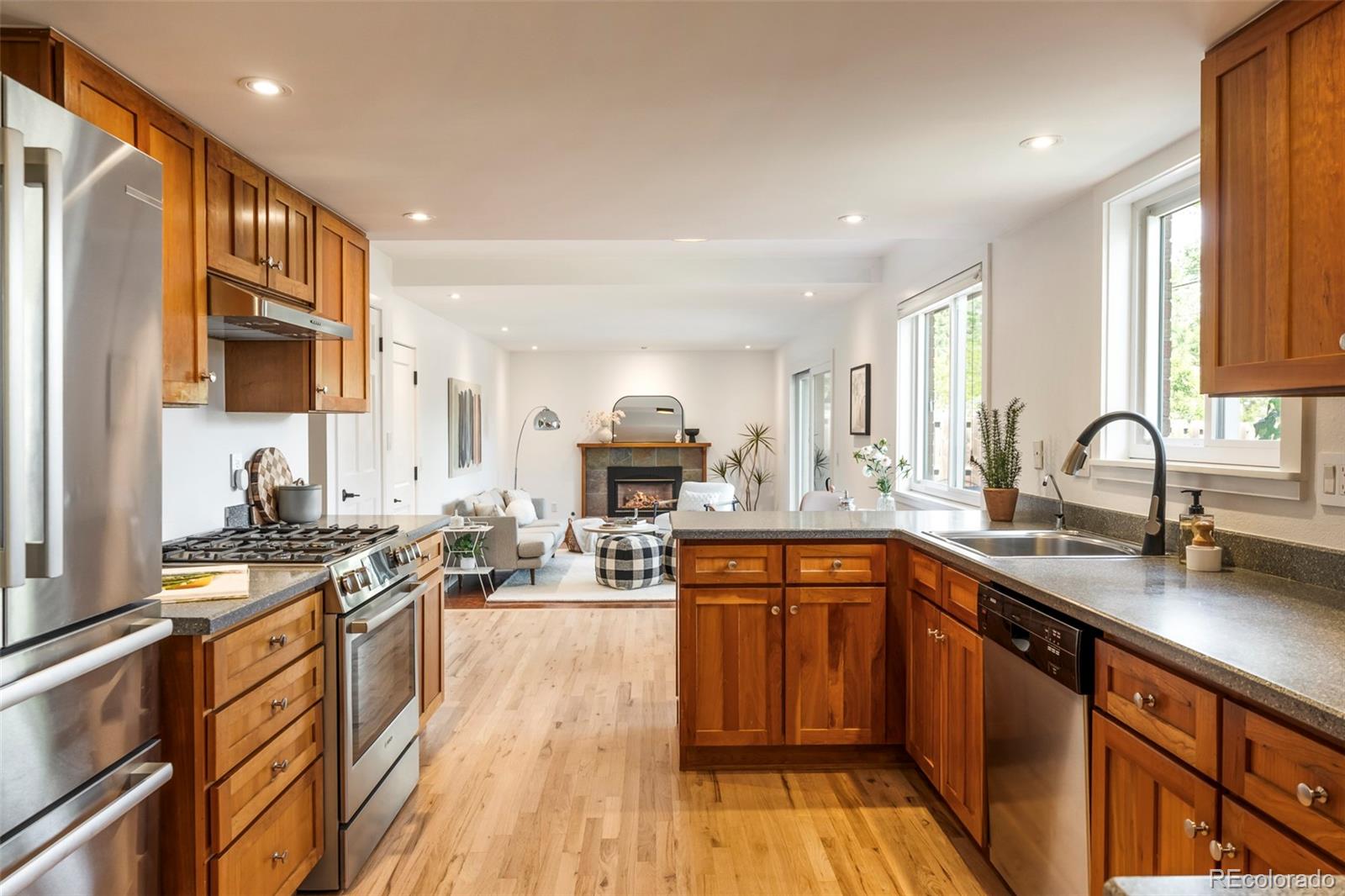 MLS Image #11 for 2895  emerson avenue,boulder, Colorado
