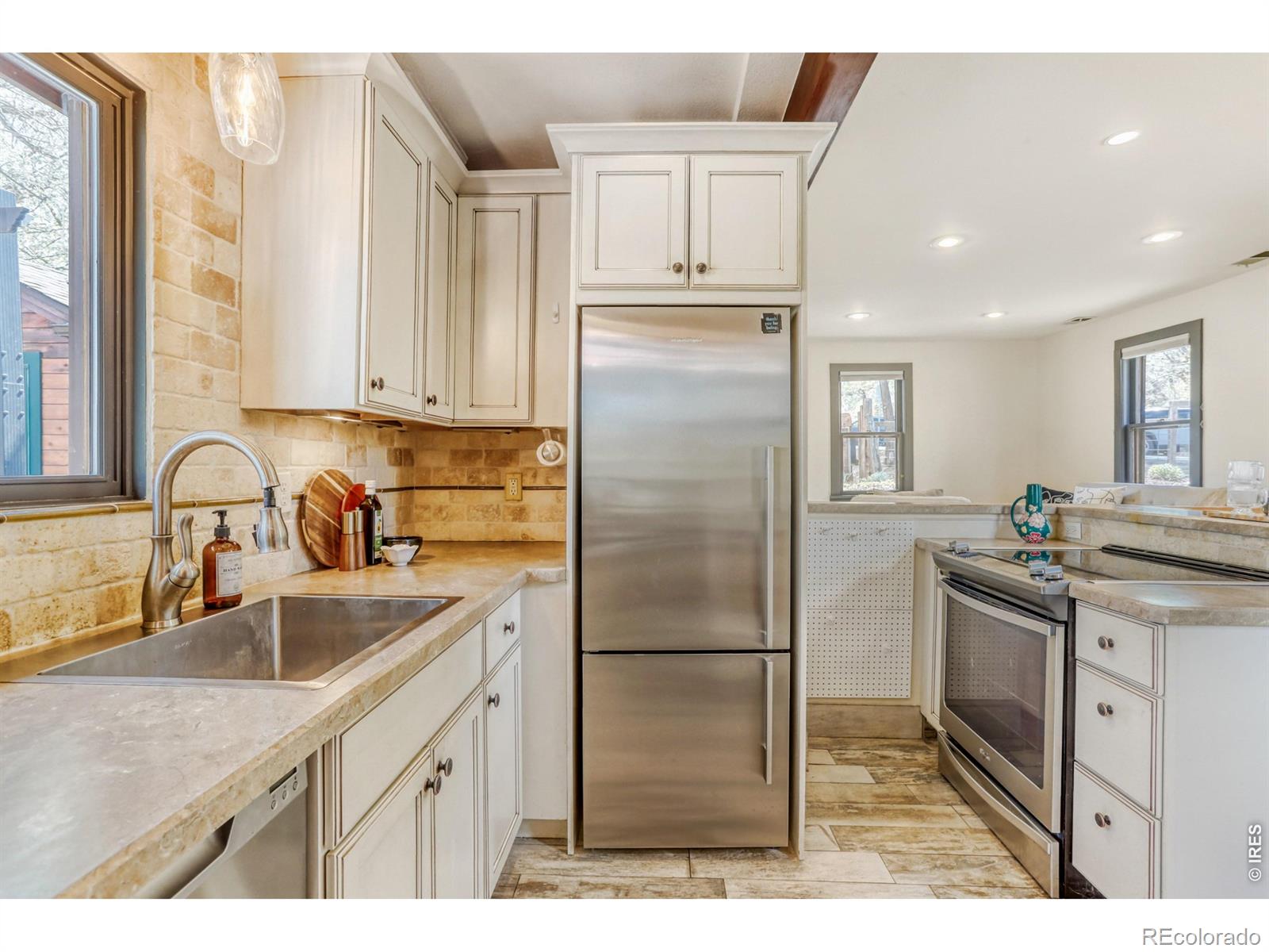MLS Image #11 for 11  red gulch road,lyons, Colorado