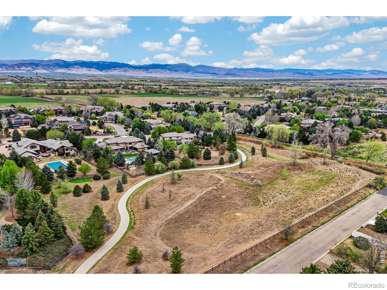 MLS Image #41 for 574  indian peaks trail,lafayette, Colorado