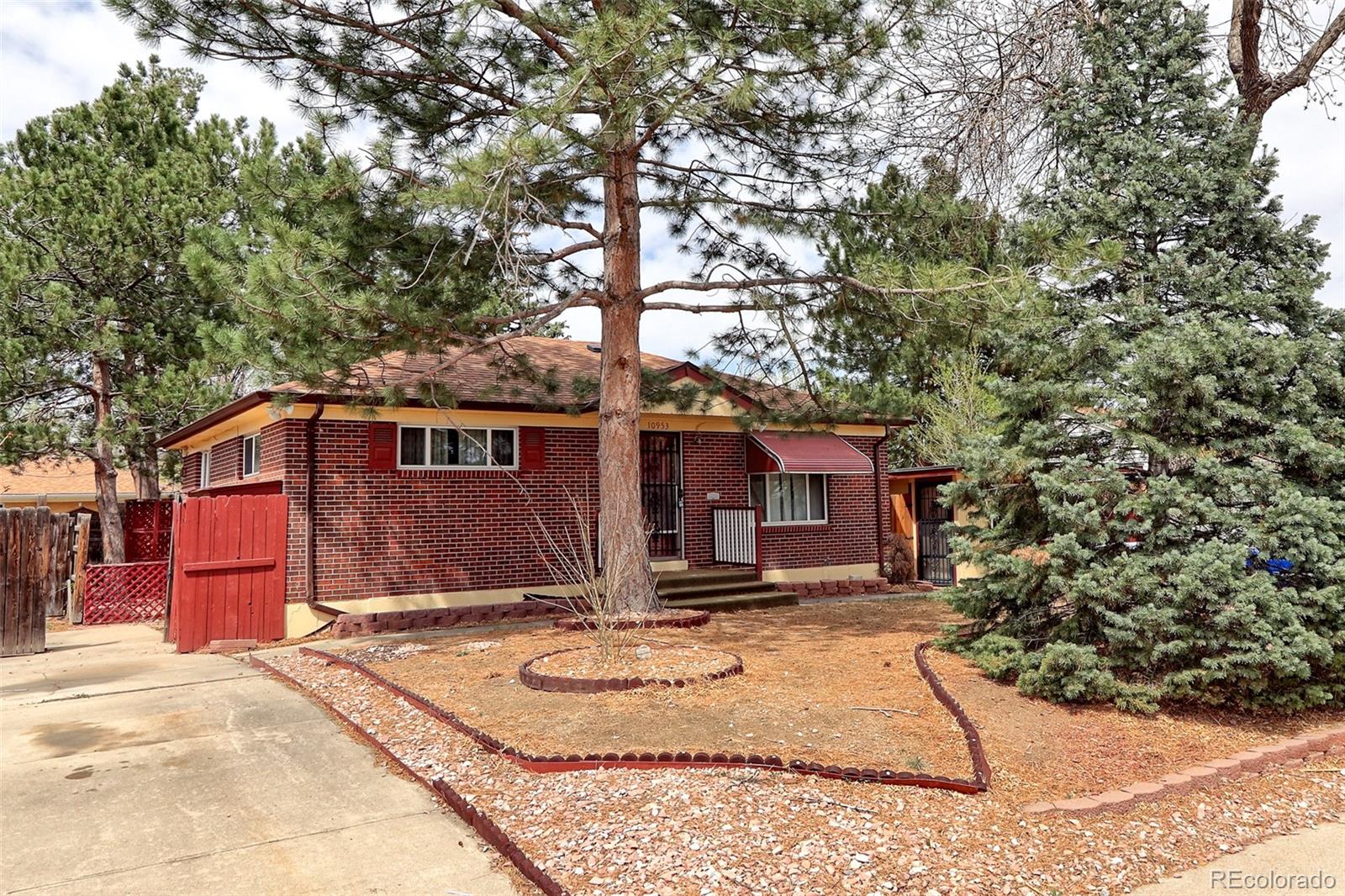 MLS Image #0 for 10953  larson drive,northglenn, Colorado