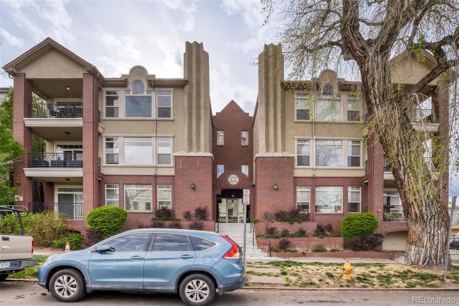 MLS Image #2 for 1735 n ogden street 301,denver, Colorado