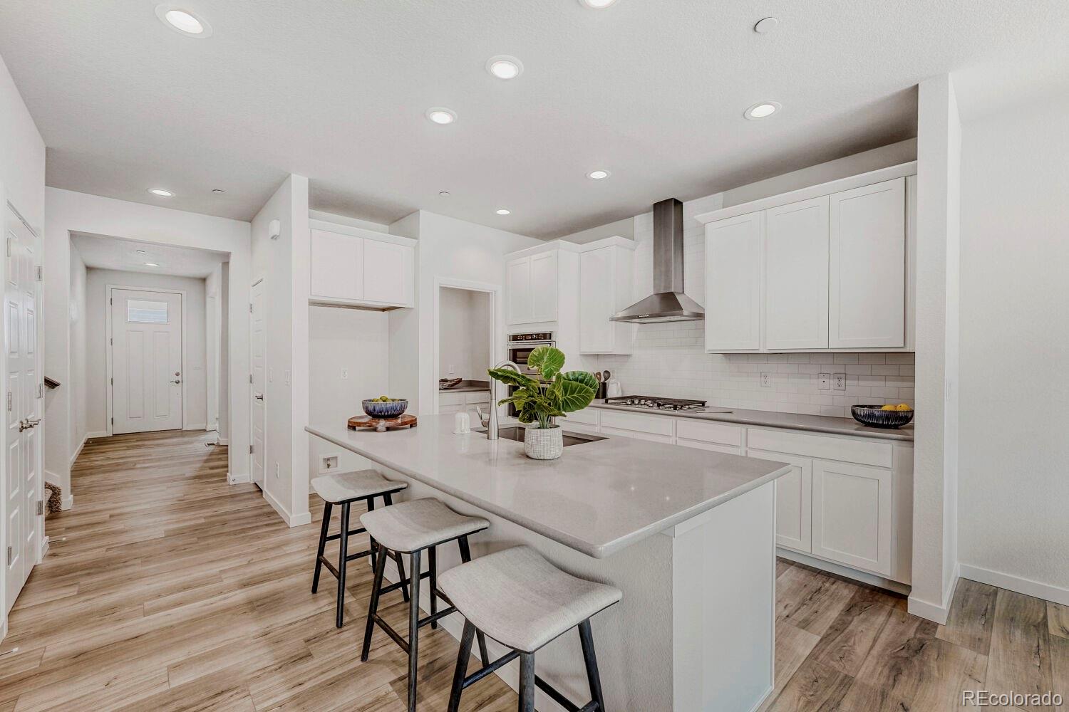 MLS Image #11 for 9086  rifle street,commerce city, Colorado