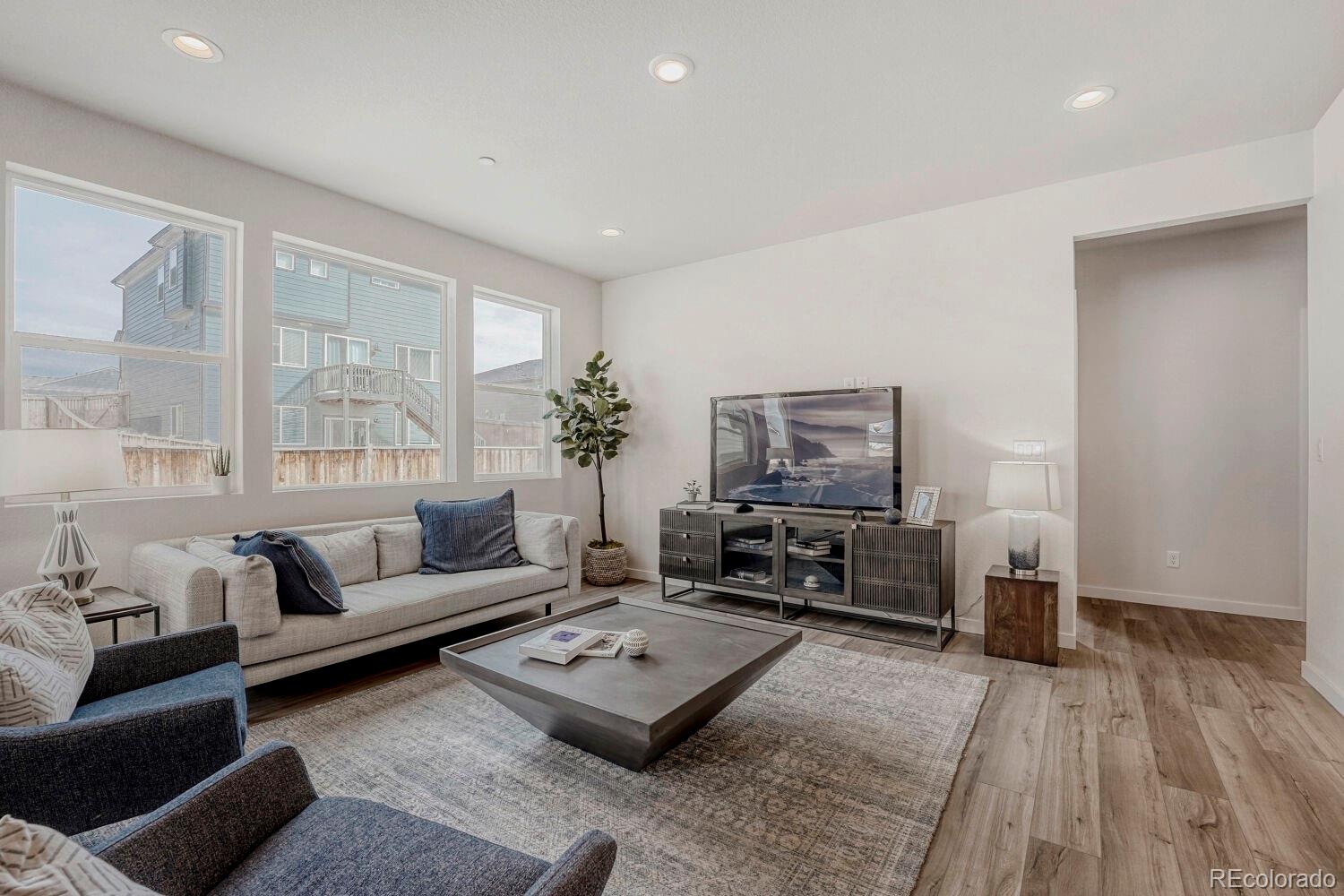 MLS Image #4 for 9086  rifle street,commerce city, Colorado