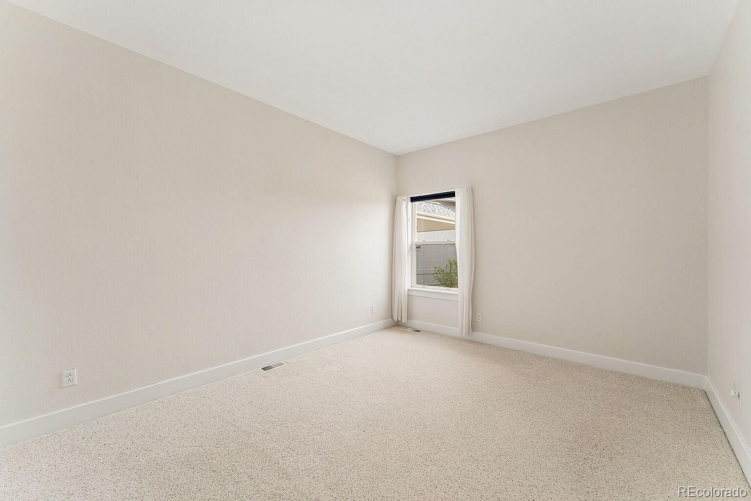 MLS Image #21 for 107  blue heron court,mead, Colorado