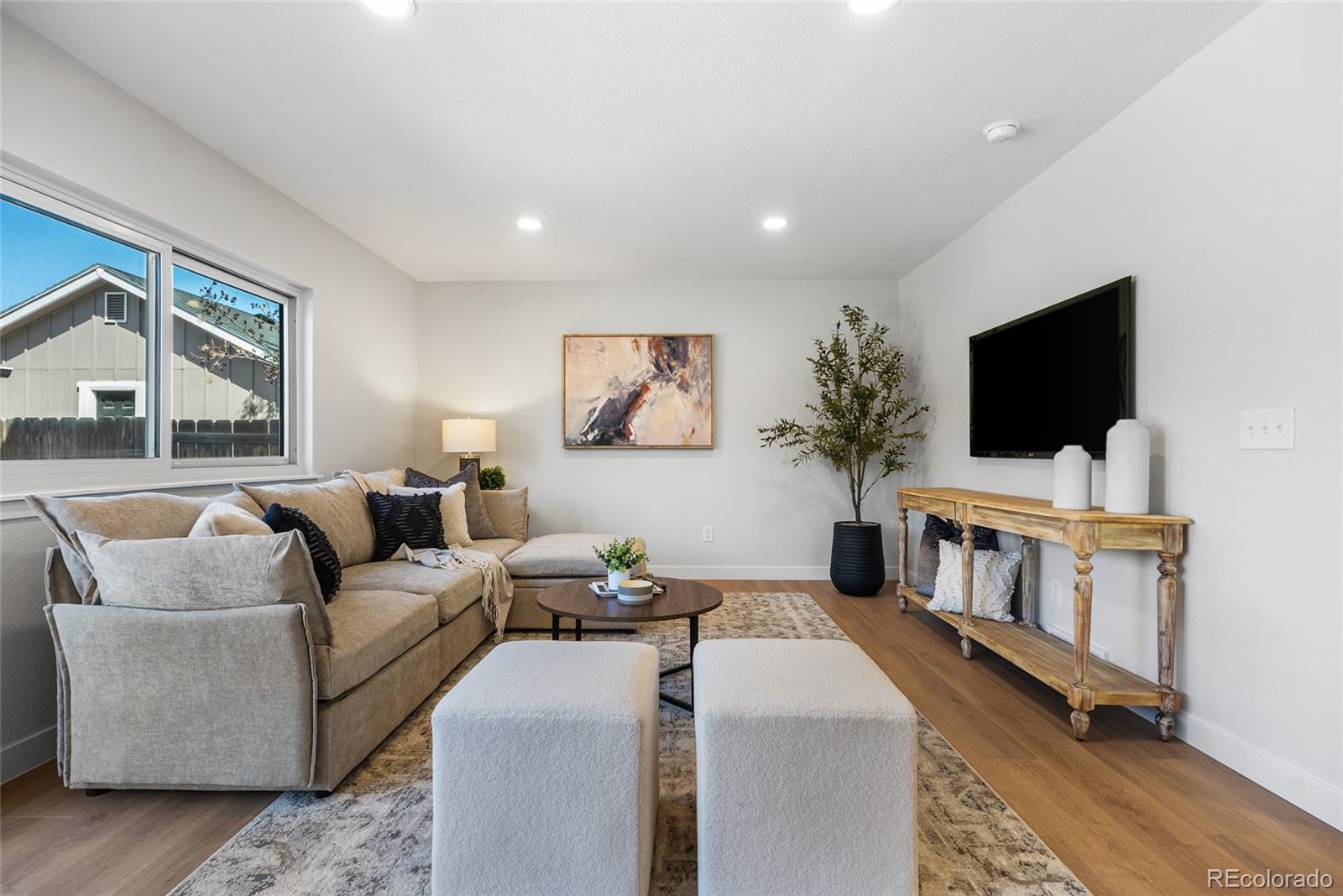 MLS Image #18 for 7570 s rosemary circle,centennial, Colorado