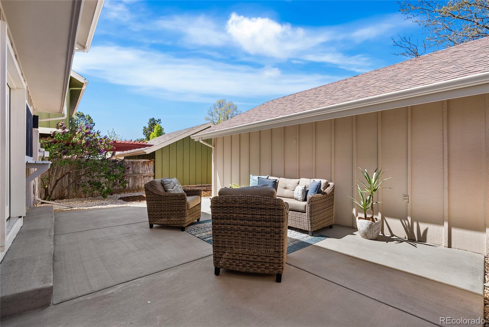 MLS Image #38 for 7570 s rosemary circle,centennial, Colorado
