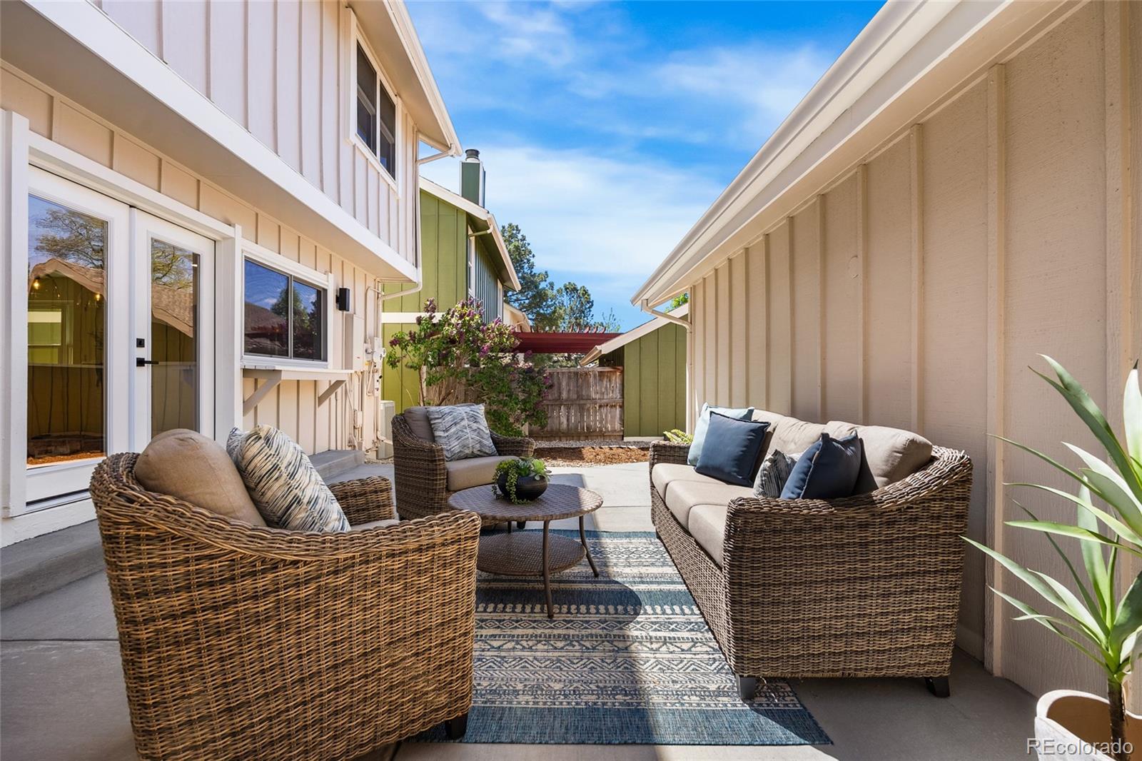 MLS Image #39 for 7570 s rosemary circle,centennial, Colorado