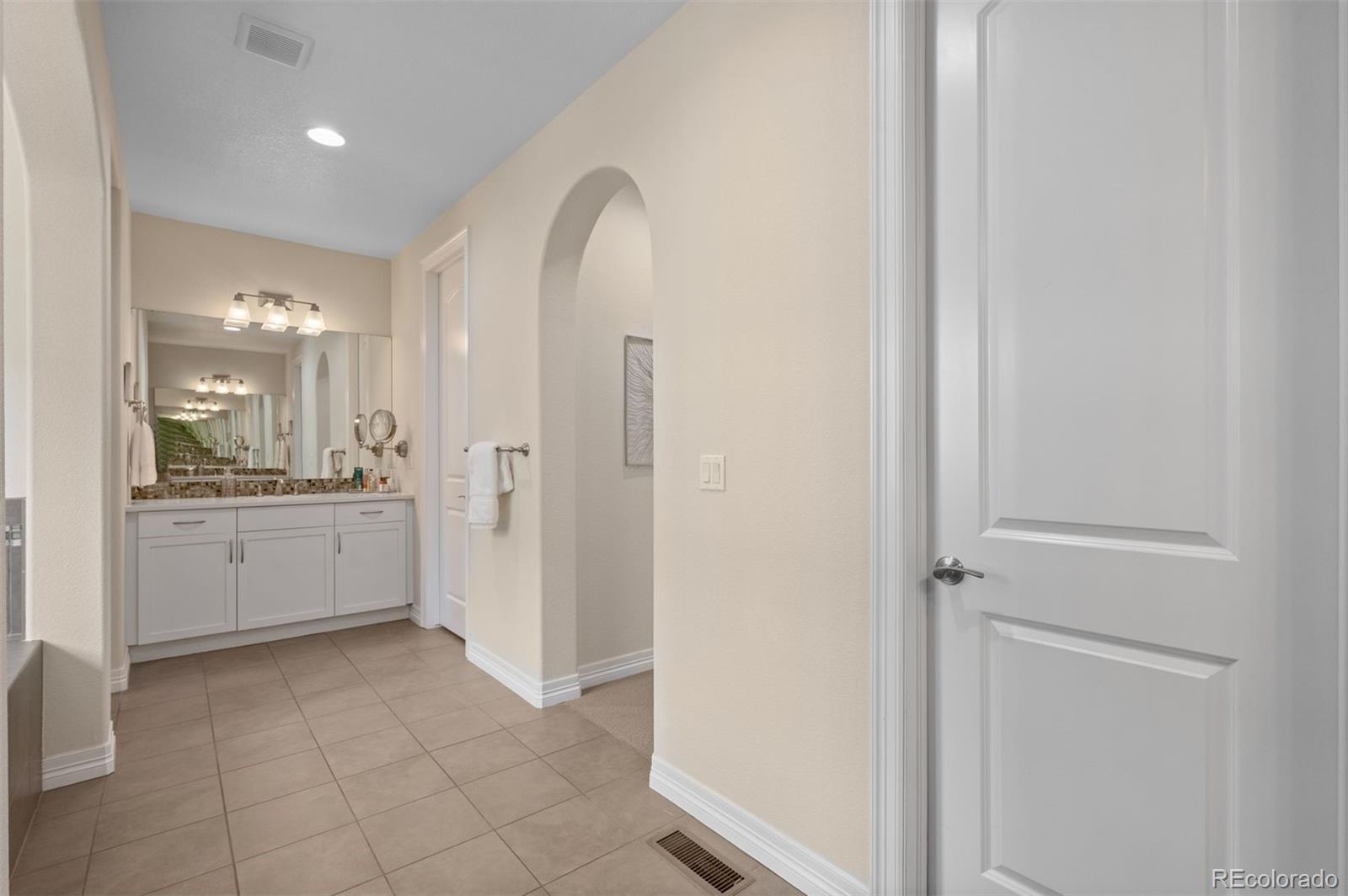 MLS Image #32 for 3453  yosemite street,denver, Colorado