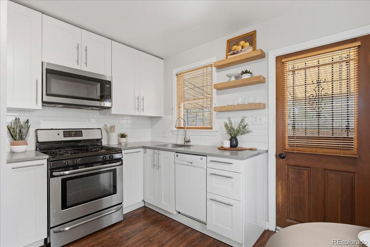 MLS Image #10 for 5005  steele street,denver, Colorado