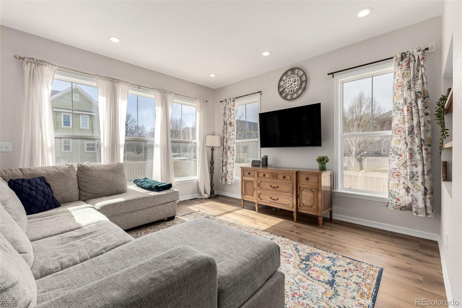 MLS Image #12 for 10834  belle creek boulevard,commerce city, Colorado