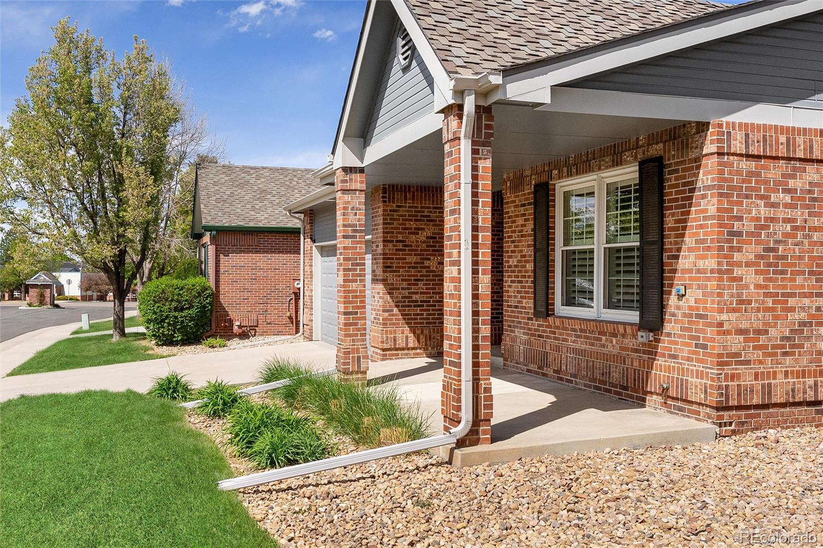 MLS Image #2 for 8926  greenspointe lane,highlands ranch, Colorado