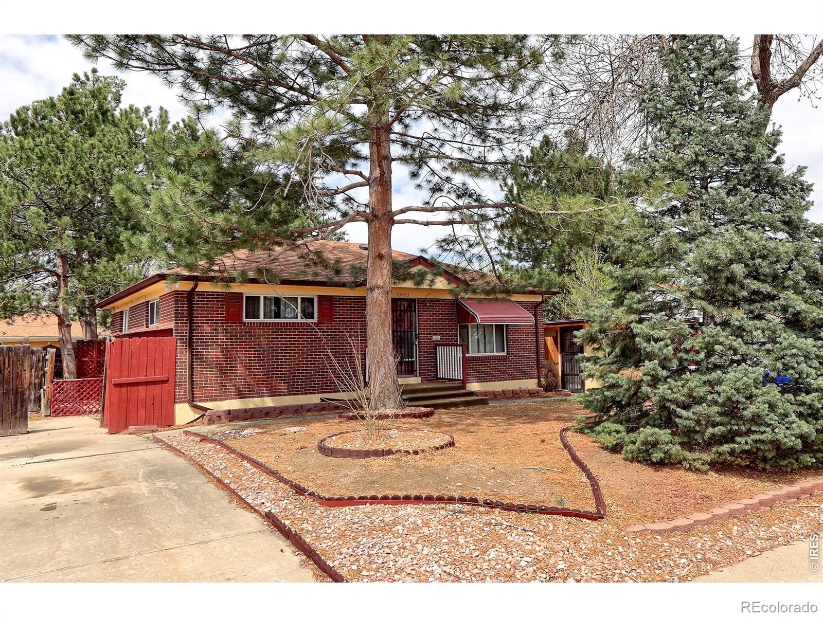 MLS Image #0 for 10953  larson drive,northglenn, Colorado