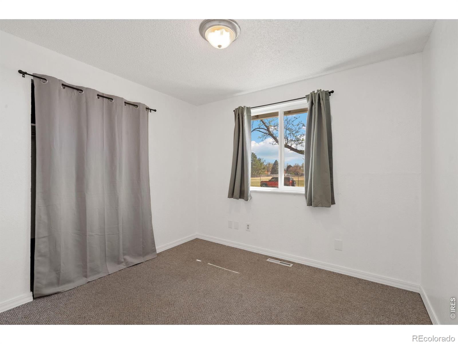 MLS Image #18 for 3411 n douglas avenue,loveland, Colorado