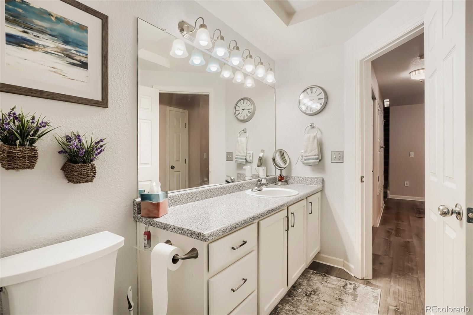 MLS Image #22 for 5800  tower road,denver, Colorado