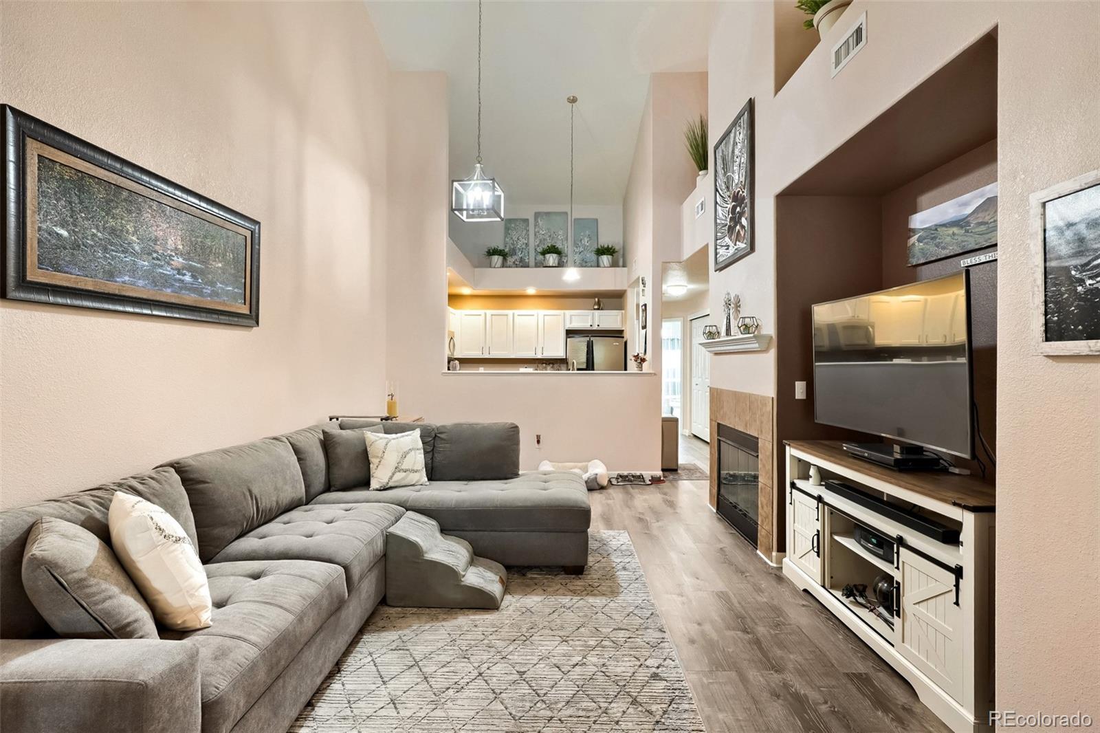 MLS Image #7 for 5800  tower road,denver, Colorado