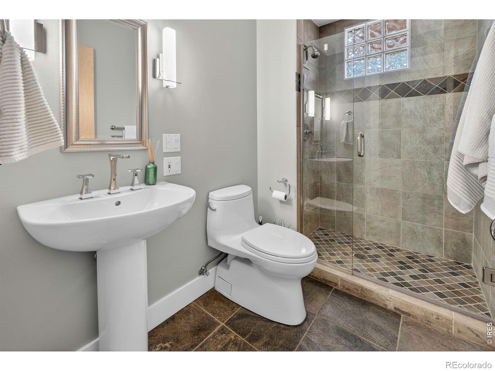 MLS Image #15 for 834  confidence drive,longmont, Colorado
