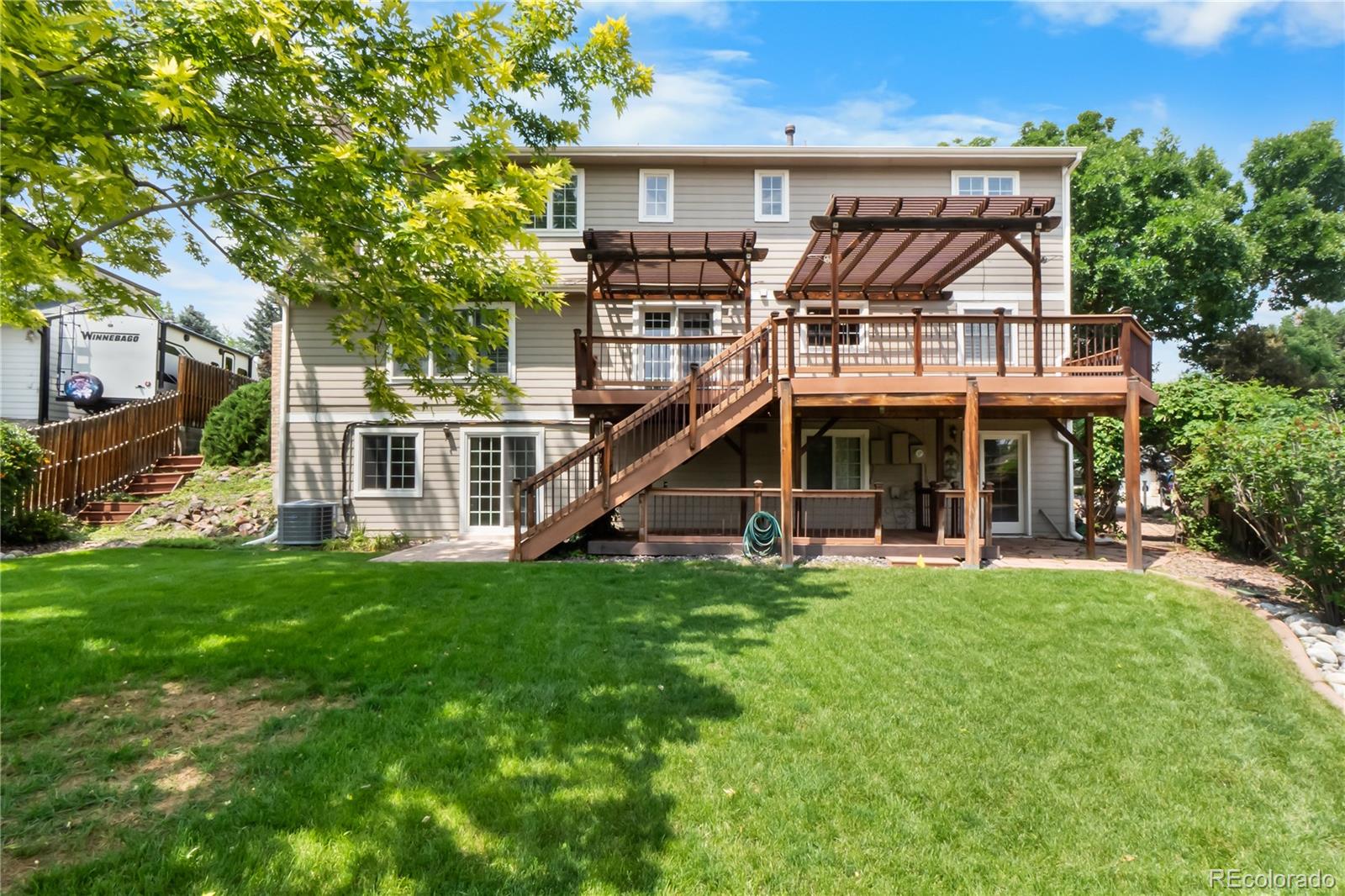MLS Image #1 for 10084 w geddes circle,littleton, Colorado