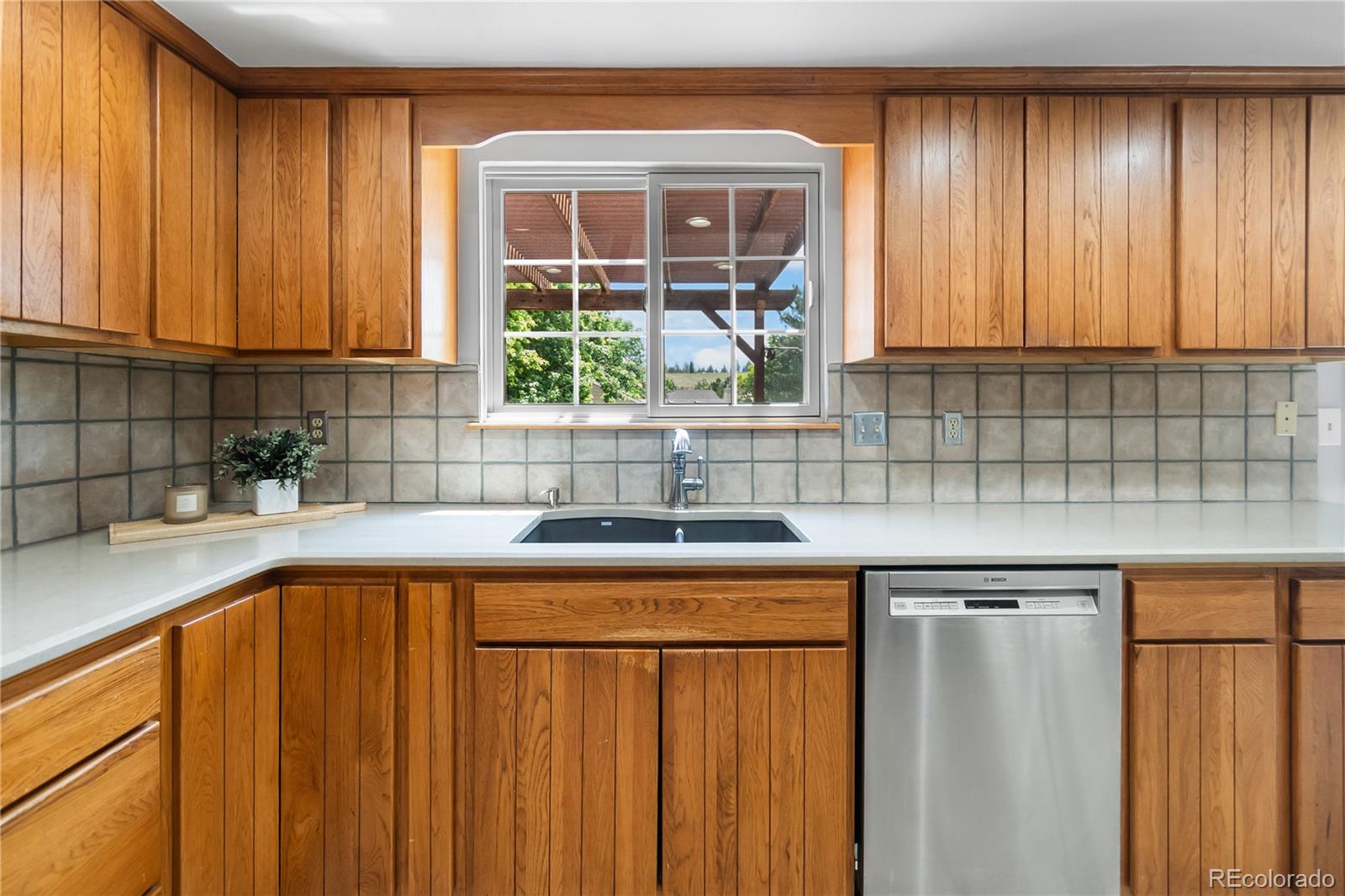 MLS Image #15 for 10084 w geddes circle,littleton, Colorado