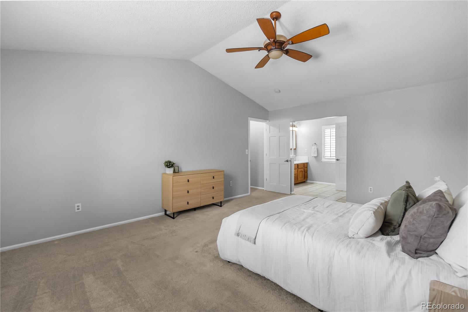 MLS Image #20 for 10084 w geddes circle,littleton, Colorado