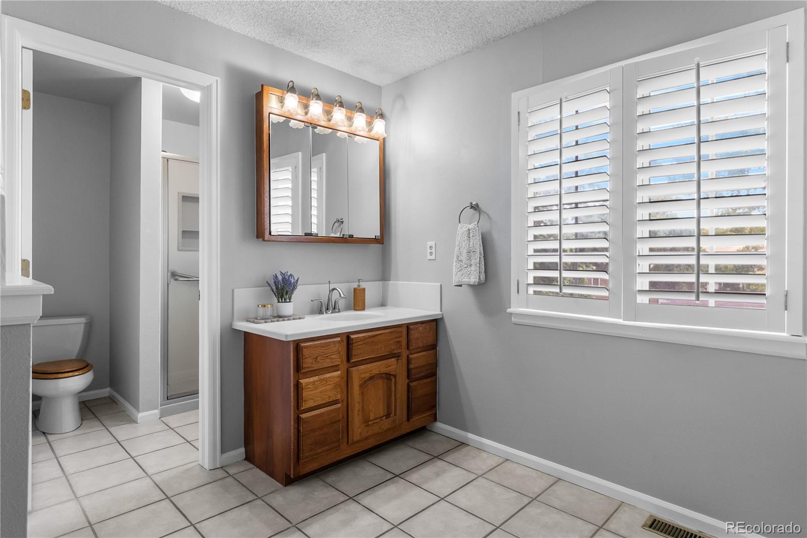 MLS Image #24 for 10084 w geddes circle,littleton, Colorado