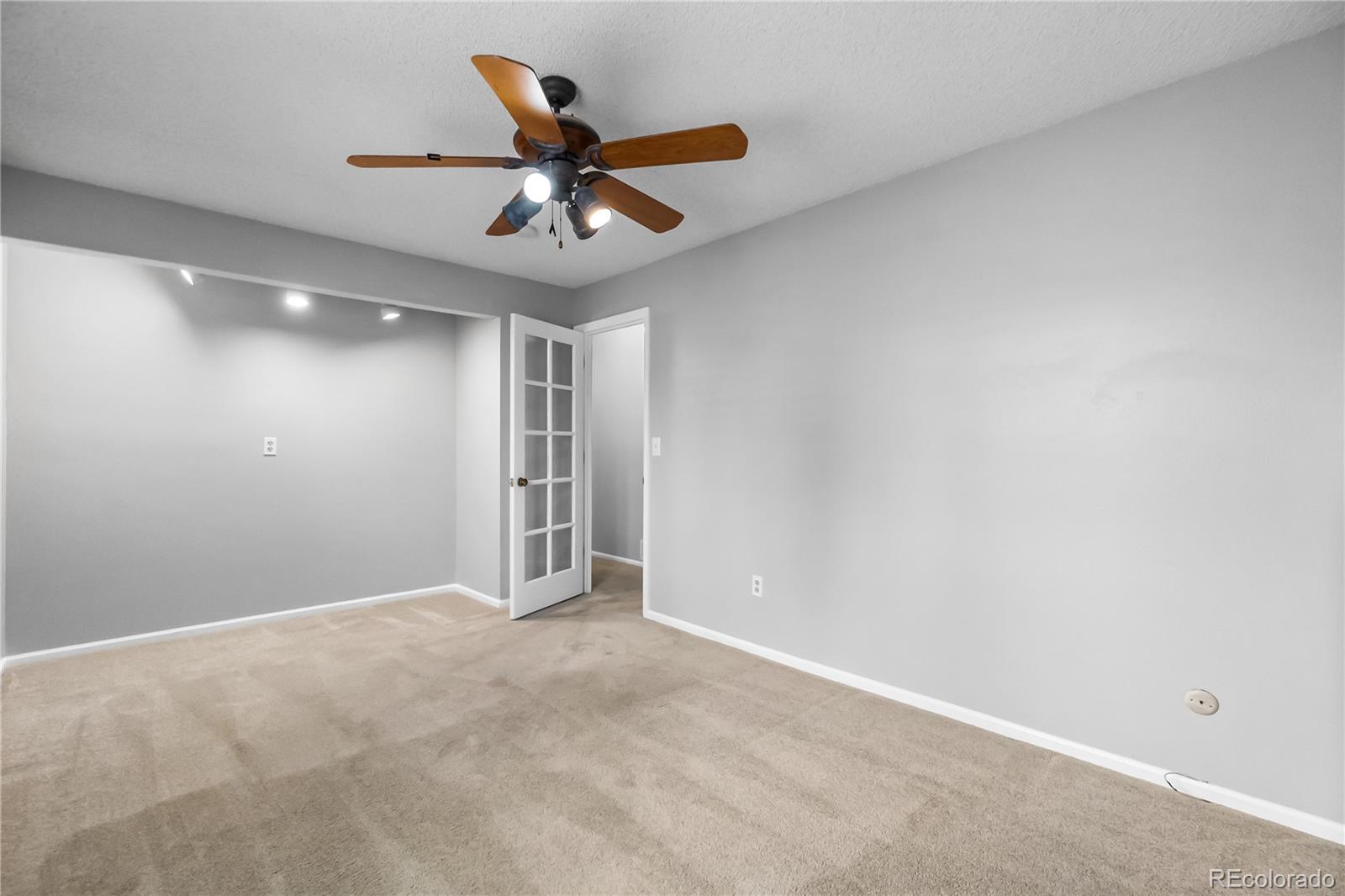 MLS Image #29 for 10084 w geddes circle,littleton, Colorado